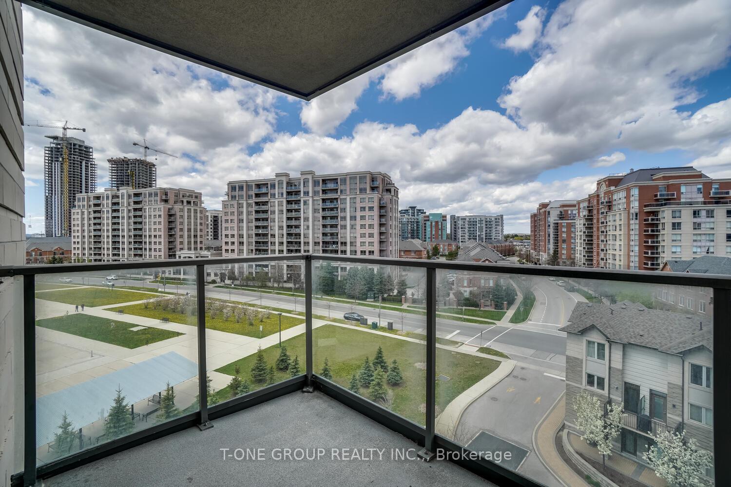 Photo 13 of Unit 810, 233 South Park Road, Markham, Commerce Valley — HOMEH