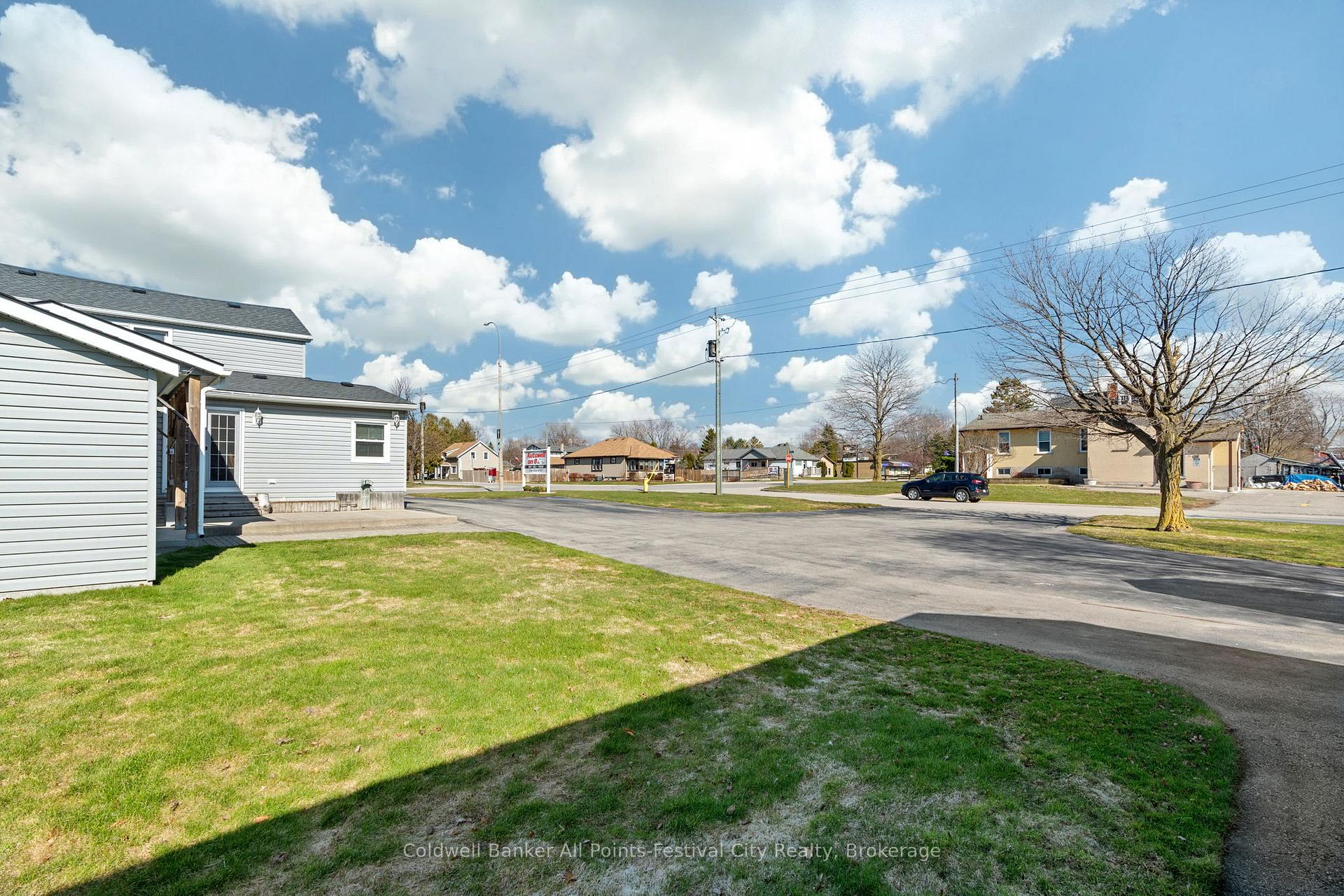 Photo 43 of 264 Huron Road, Goderich, Goderich (Town) — HOMEH