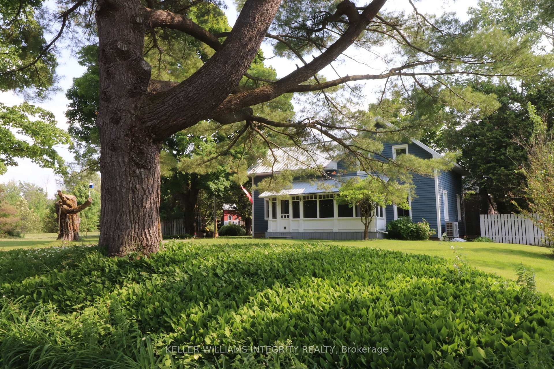 Photo 3 of 1430 Pleasant Corner Road, Champlain, Champlain Twp — HOMEH