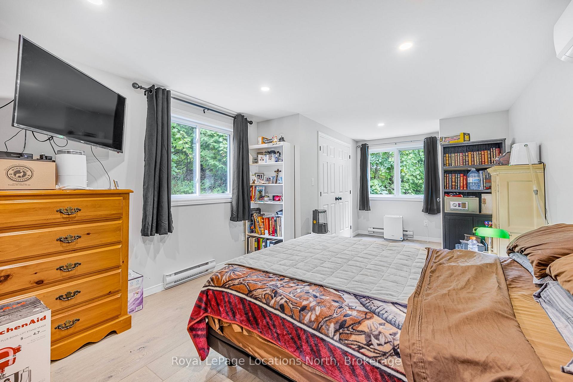 Photo 12 of 797176 East Back Line, Chatsworth — HOMEH
