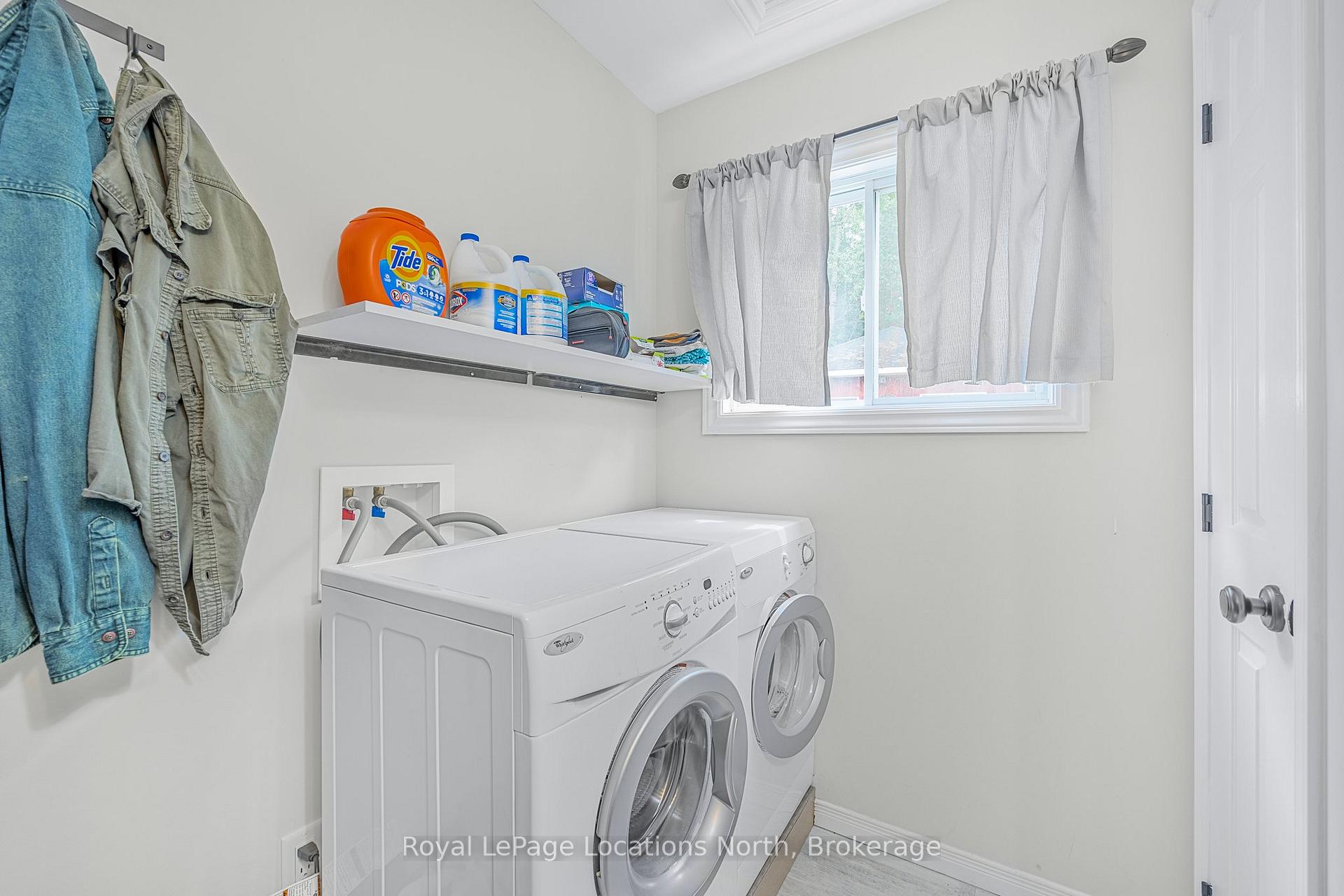 Photo 14 of 797176 East Back Line, Chatsworth — HOMEH