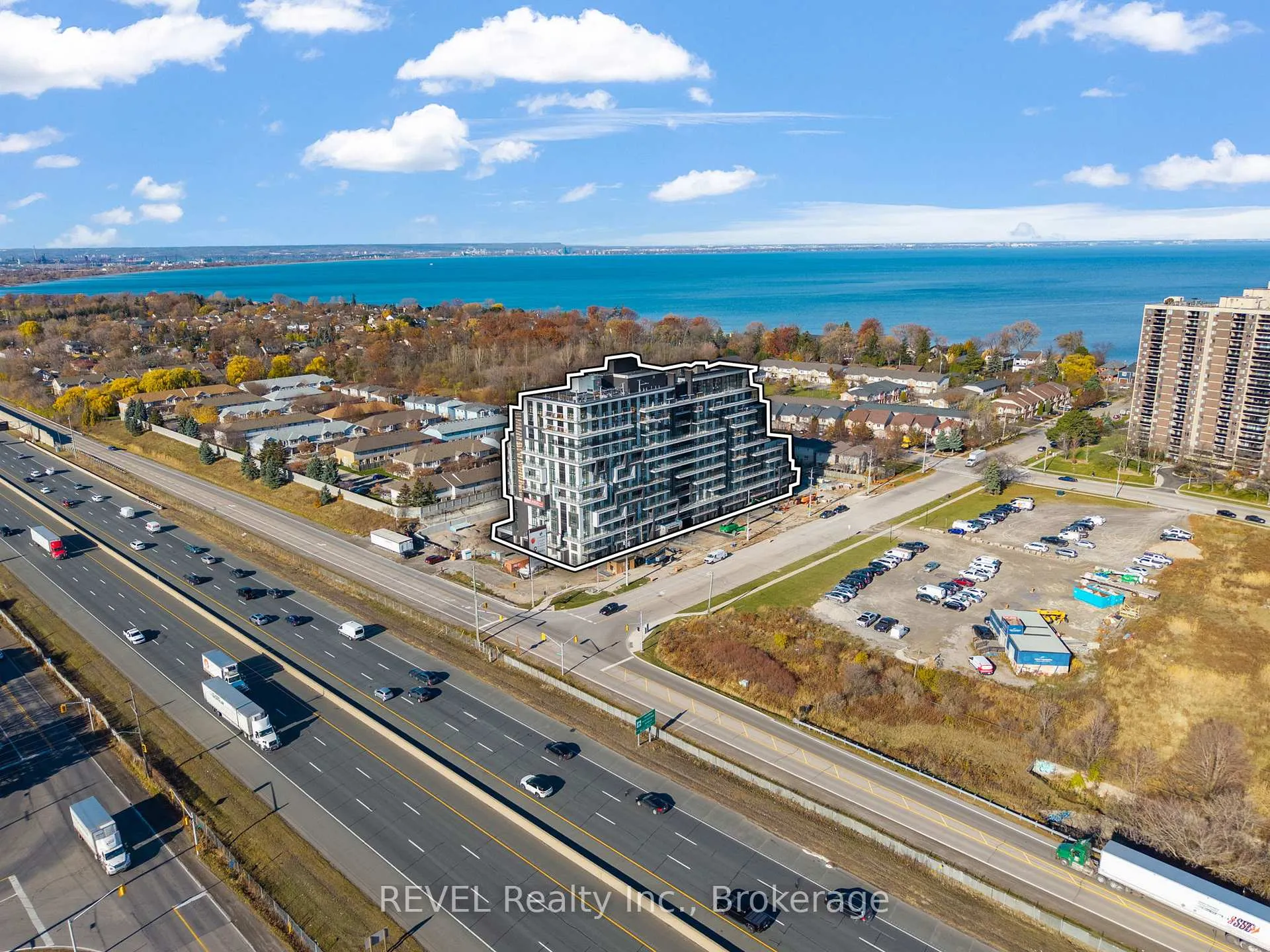 Photo 3 of Unit 315, 461 Green Road, Hamilton, Lakeshore — HOMEH