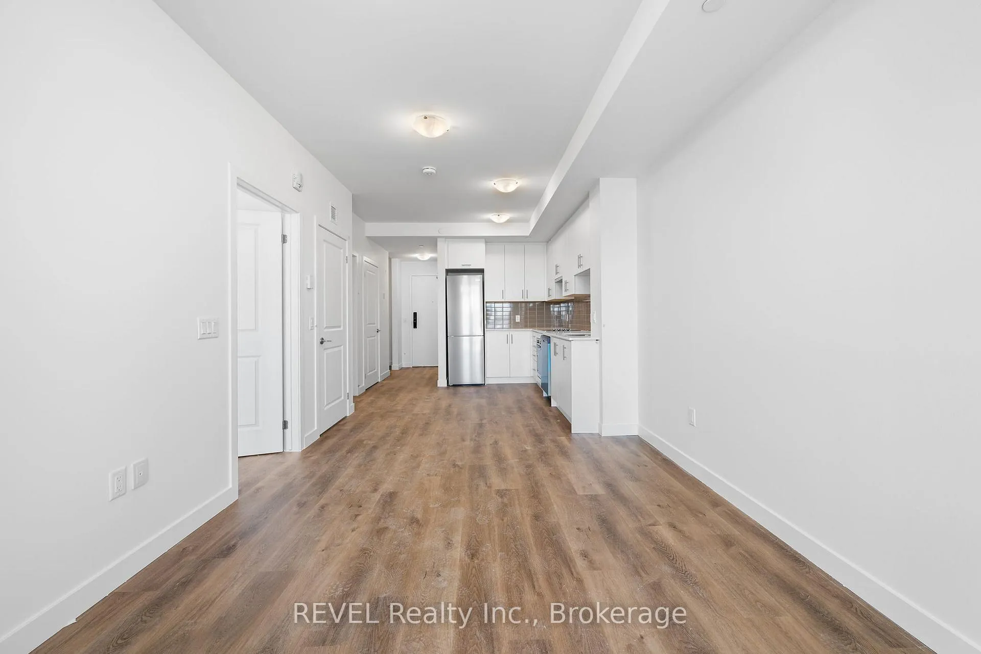 Photo 12 of Unit 315, 461 Green Road, Hamilton, Lakeshore — HOMEH