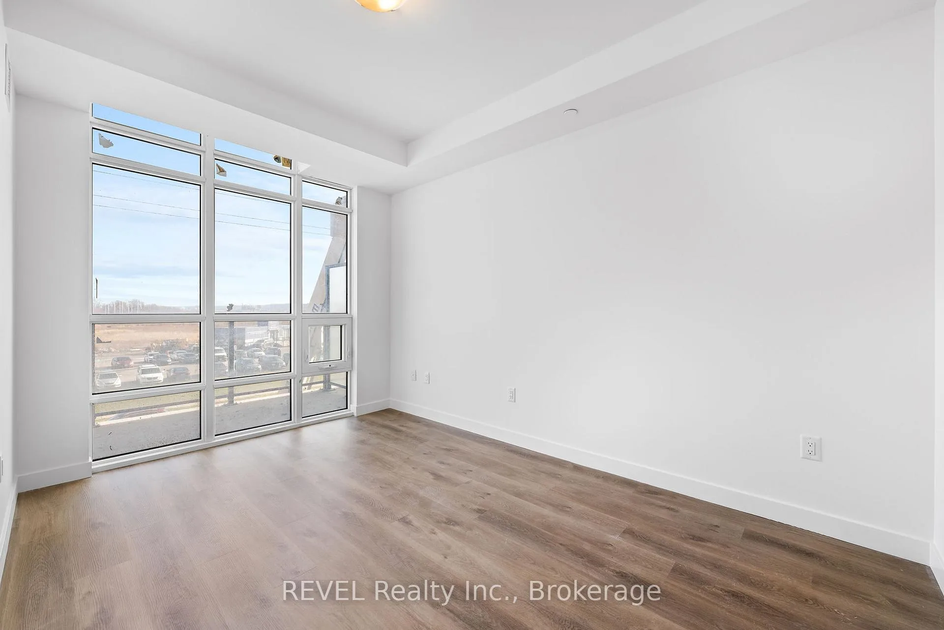 Photo 15 of Unit 315, 461 Green Road, Hamilton, Lakeshore — HOMEH