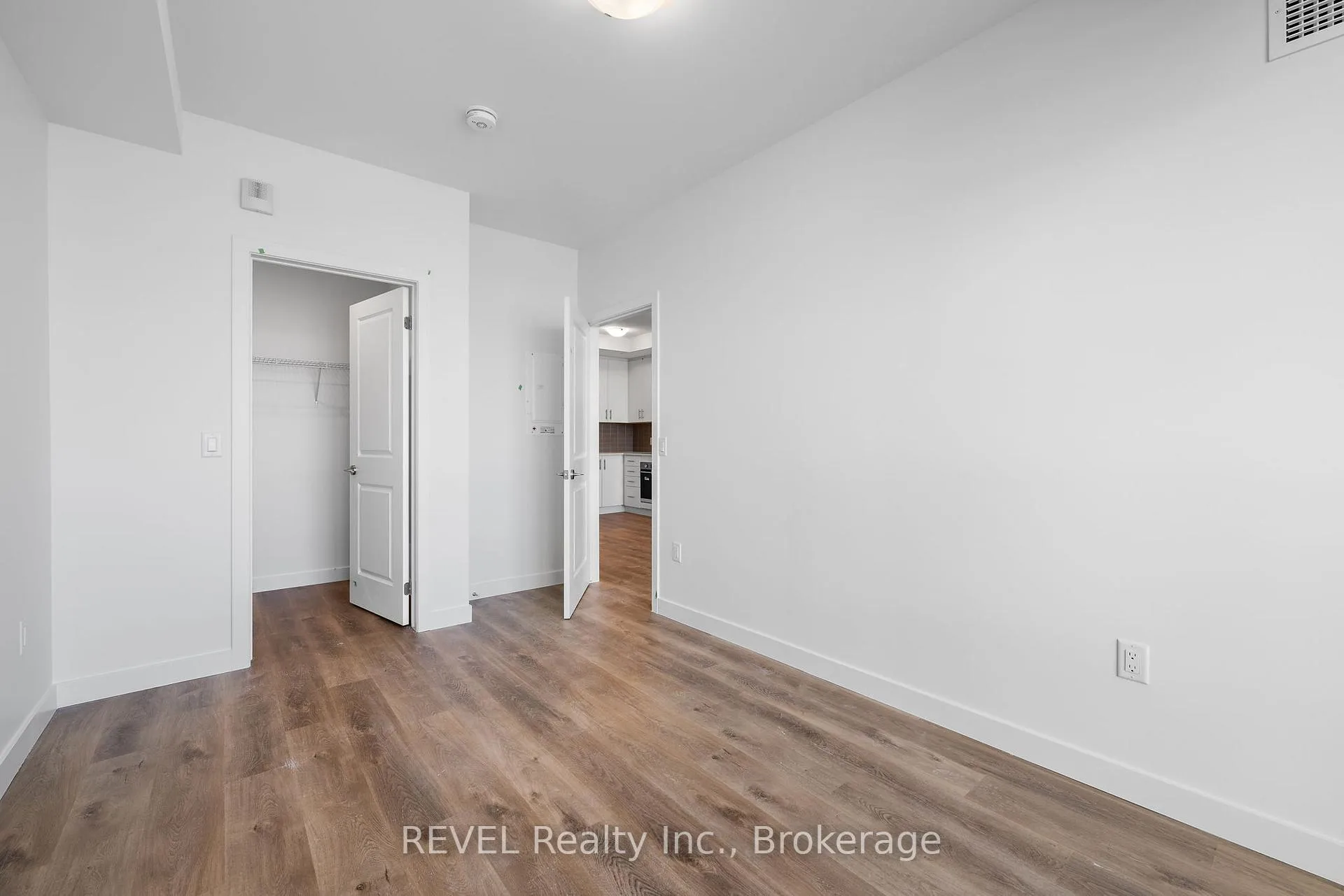 Photo 17 of Unit 315, 461 Green Road, Hamilton, Lakeshore — HOMEH