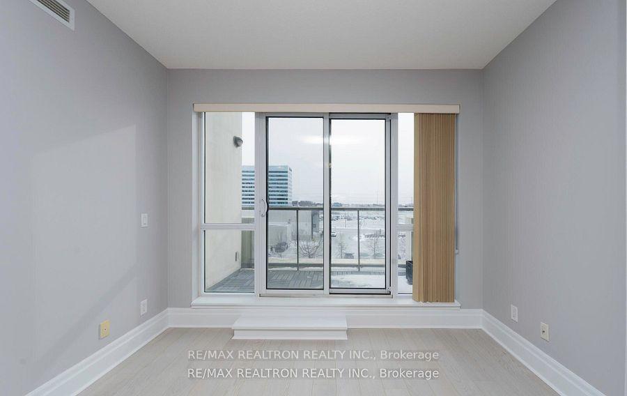 Photo 4 of Unit 413, 57 Upper Duke Crescent, Markham, Unionville — HOMEH