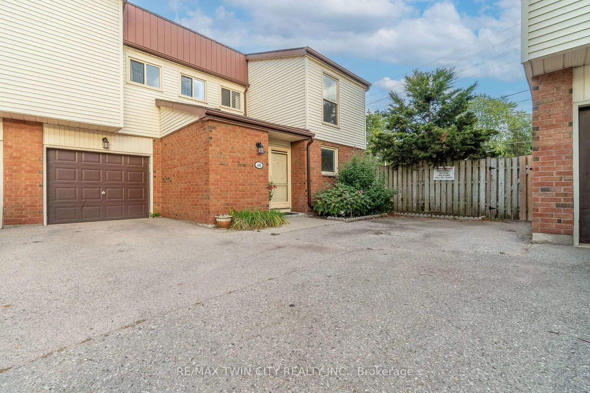 Front of Unit 60, 770 Fanshawe Park Road E