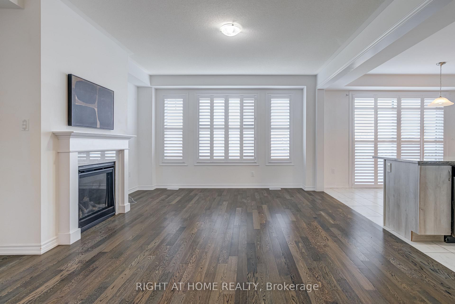Photo 6 of 14 Moorhart Crescent, Caledon, Rural Caledon — HOMEH
