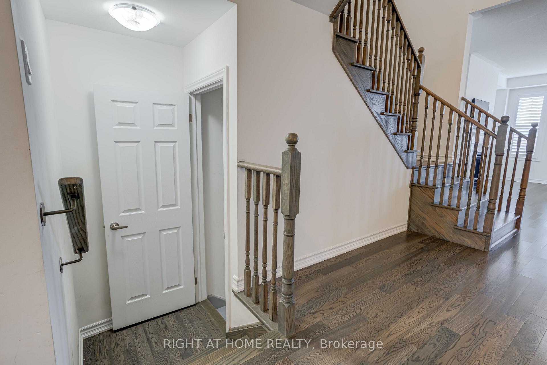 Photo 16 of 14 Moorhart Crescent, Caledon, Rural Caledon — HOMEH