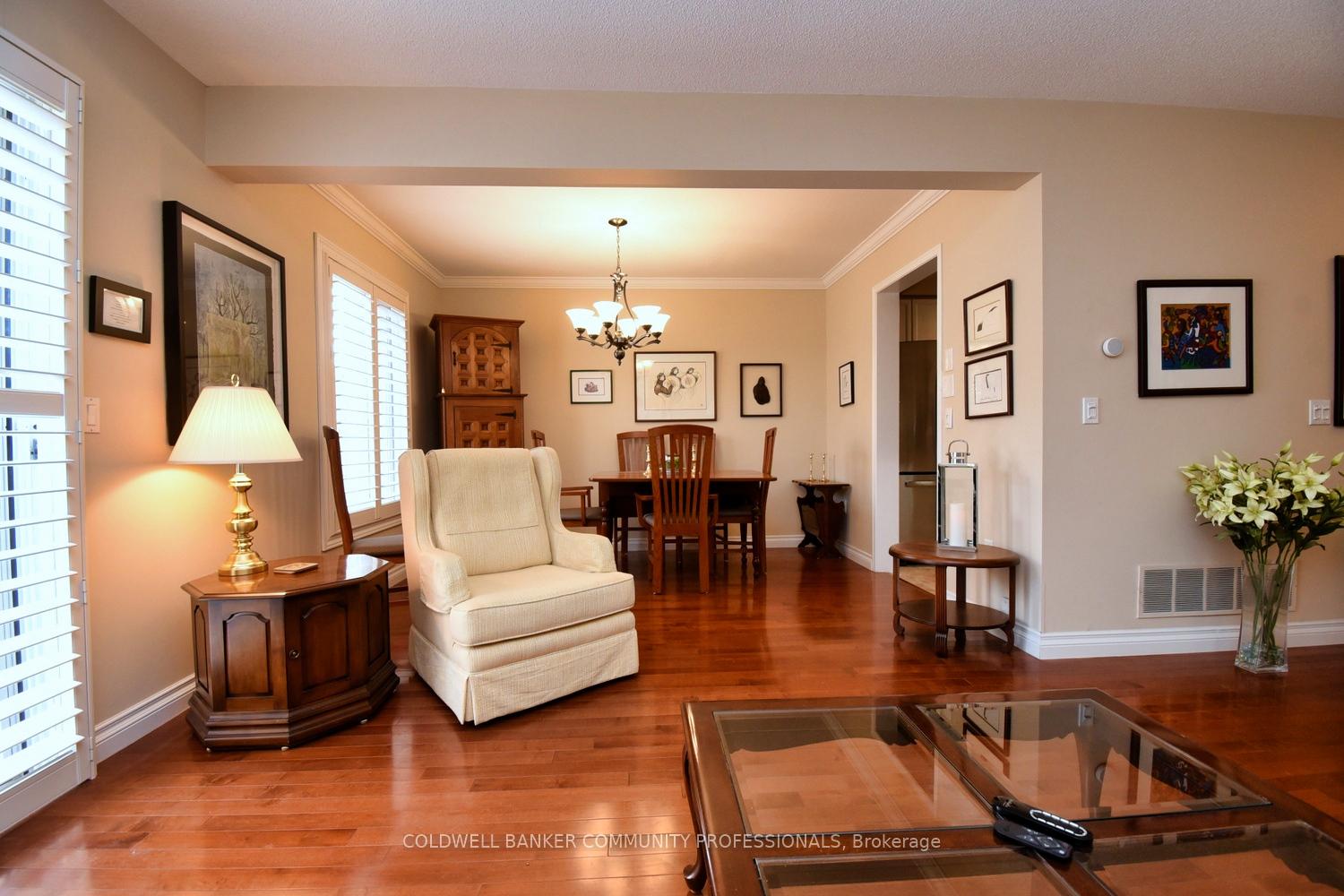 Photo 5 of Unit 44, 11 Pirie Drive, Hamilton, Dundas — HOMEH