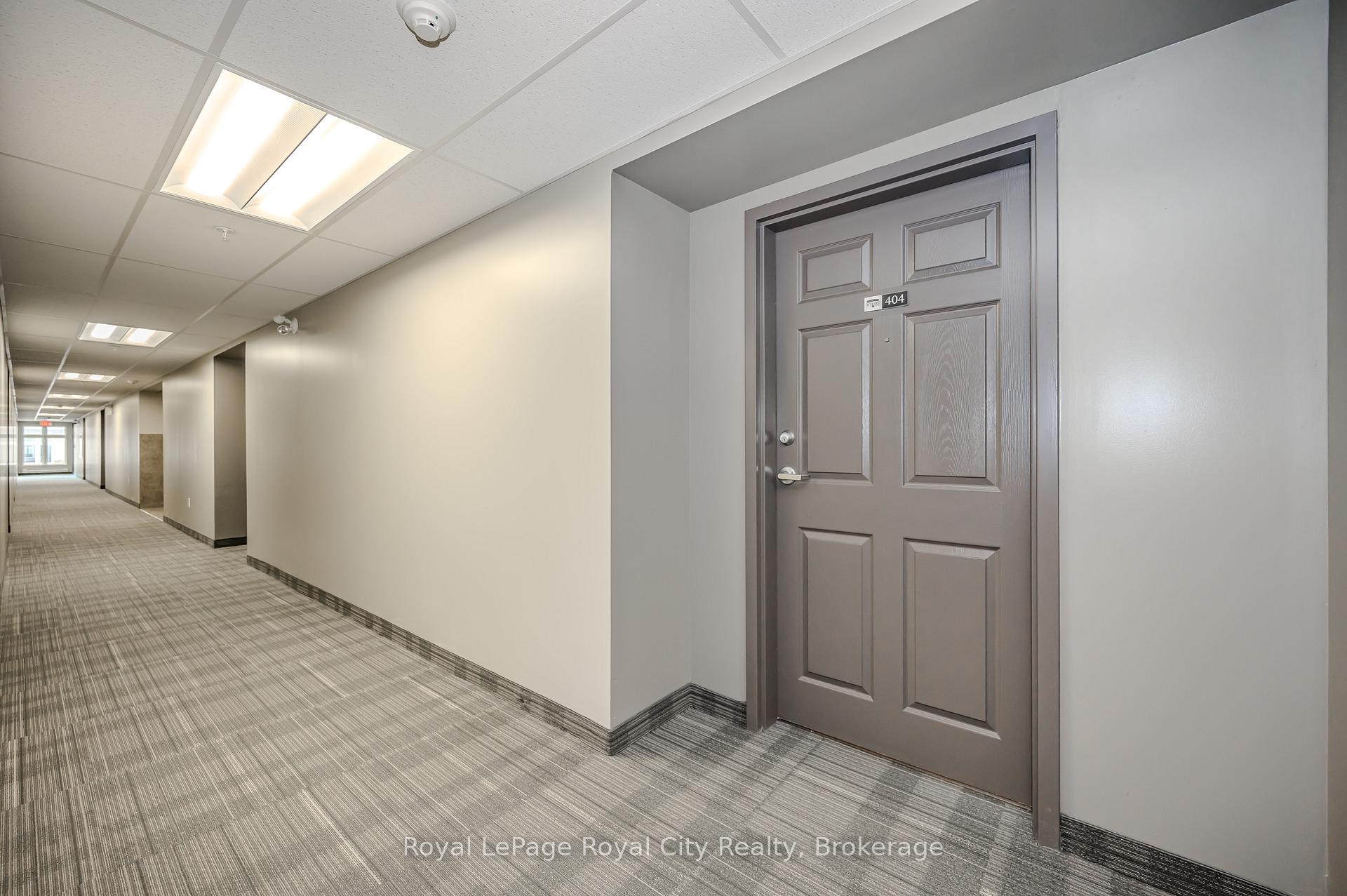 Photo 5 of Unit 404, 45 Kingsbury Square, Guelph, Pineridge/Westminster Woods — HOMEH