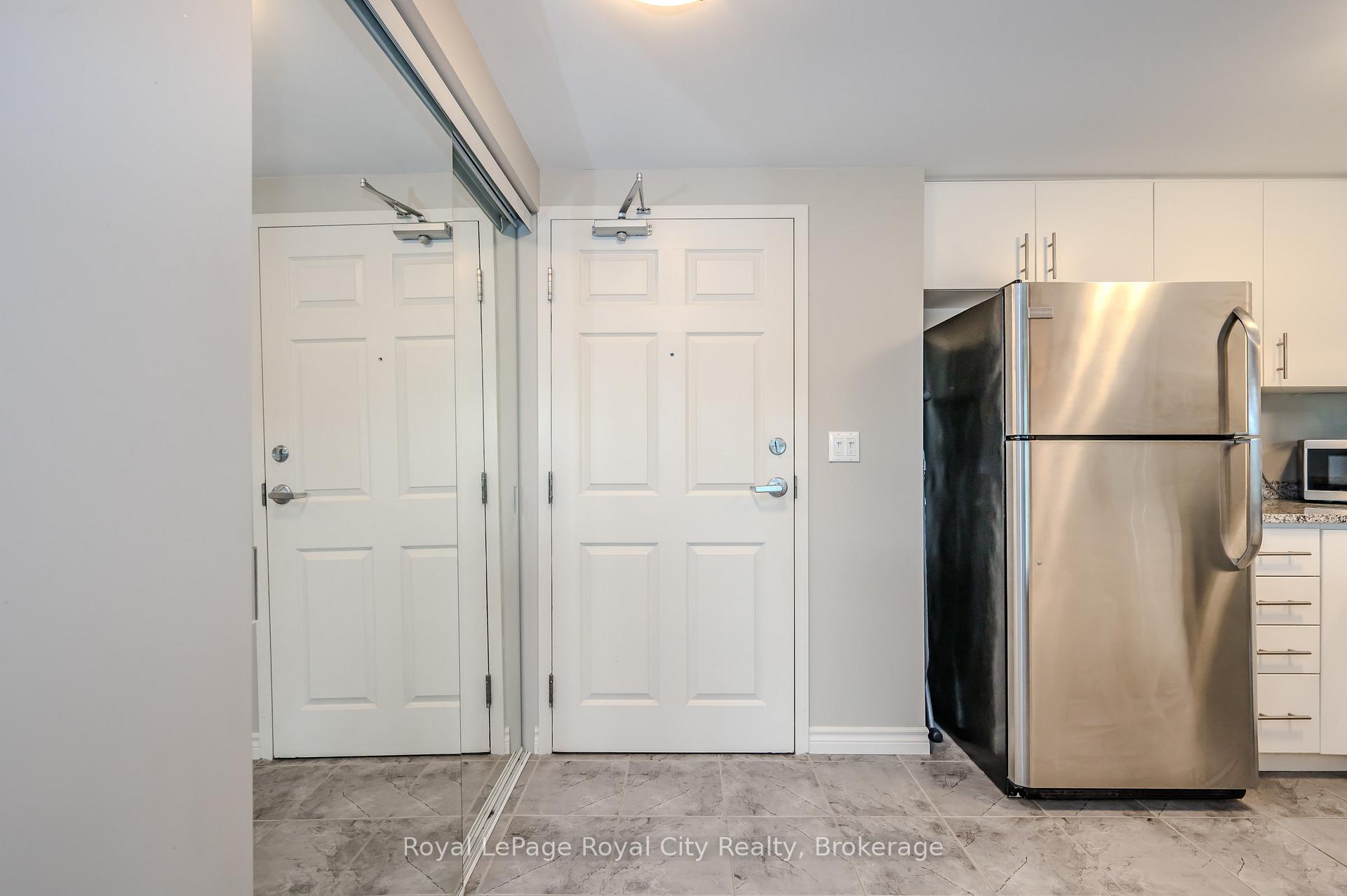 Photo 6 of Unit 404, 45 Kingsbury Square, Guelph, Pineridge/Westminster Woods — HOMEH