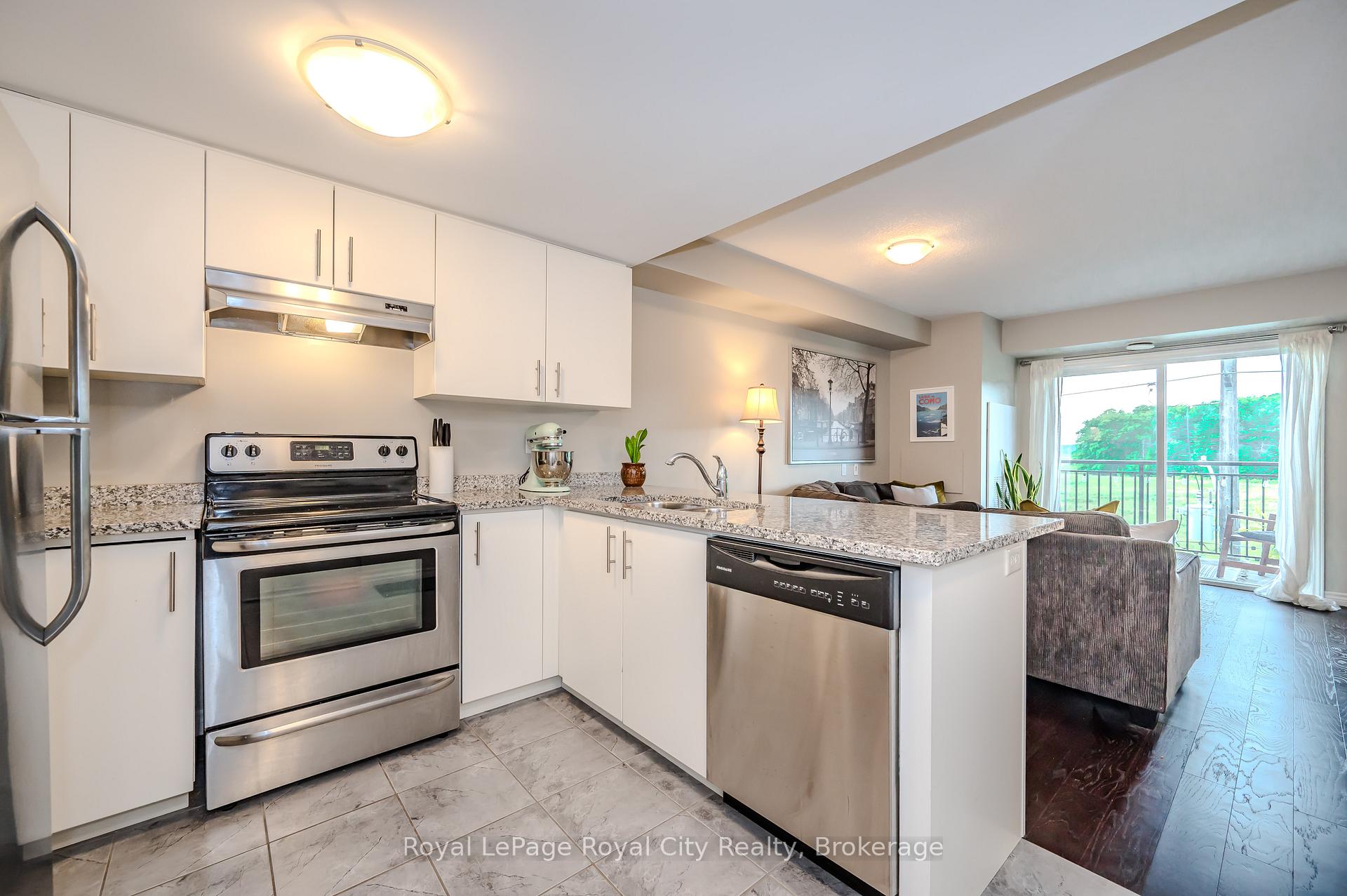 Photo 11 of Unit 404, 45 Kingsbury Square, Guelph, Pineridge/Westminster Woods — HOMEH