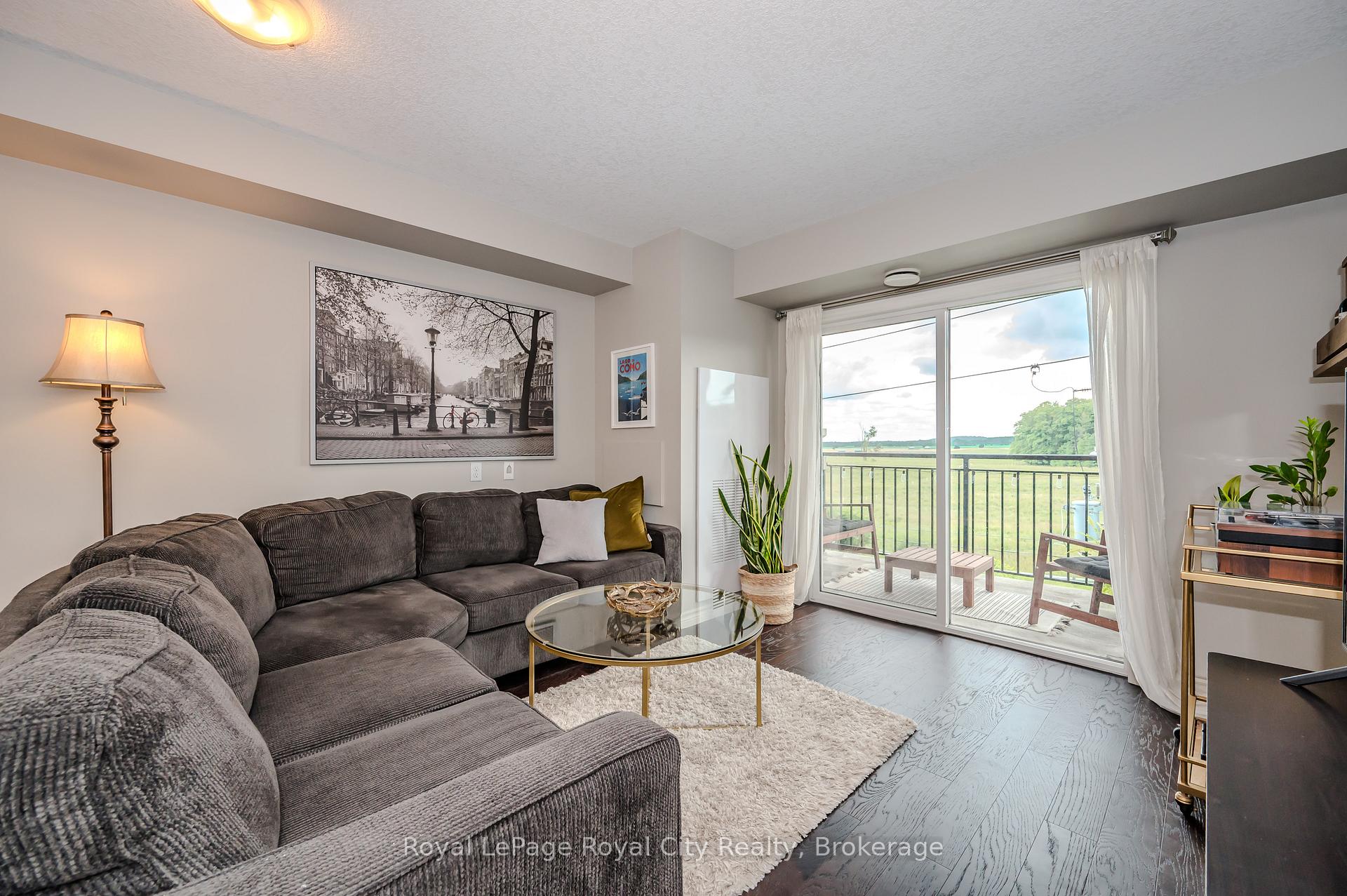 Photo 13 of Unit 404, 45 Kingsbury Square, Guelph, Pineridge/Westminster Woods — HOMEH