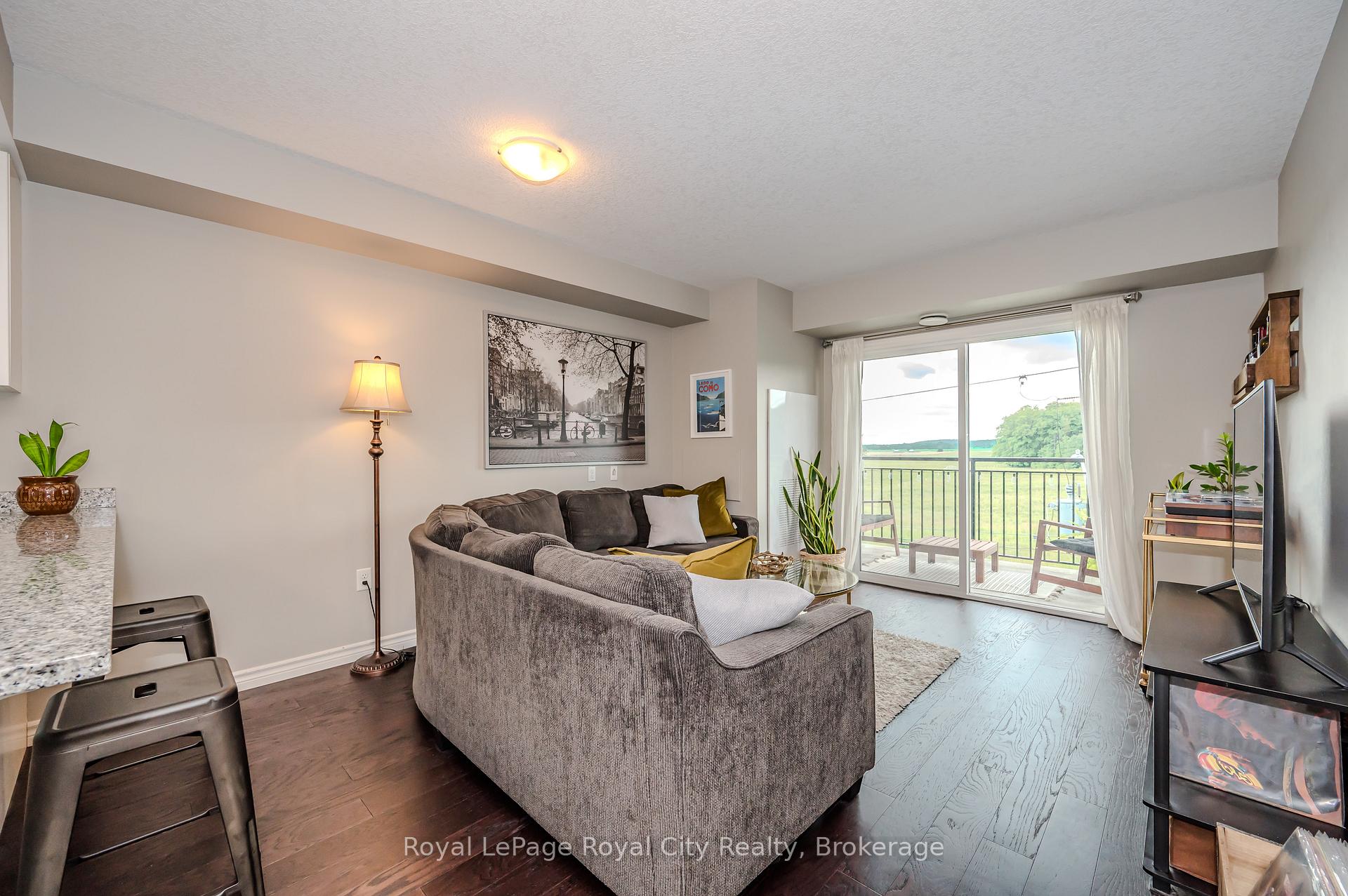 Photo 14 of Unit 404, 45 Kingsbury Square, Guelph, Pineridge/Westminster Woods — HOMEH