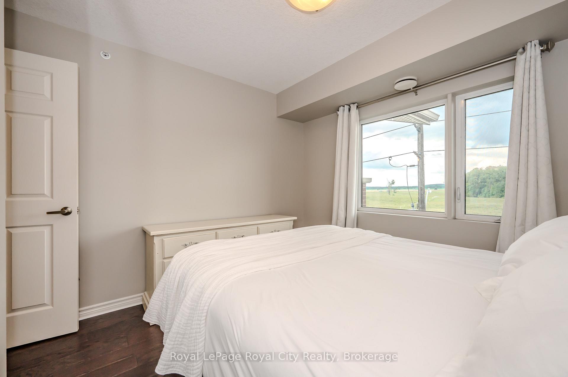 Photo 19 of Unit 404, 45 Kingsbury Square, Guelph, Pineridge/Westminster Woods — HOMEH