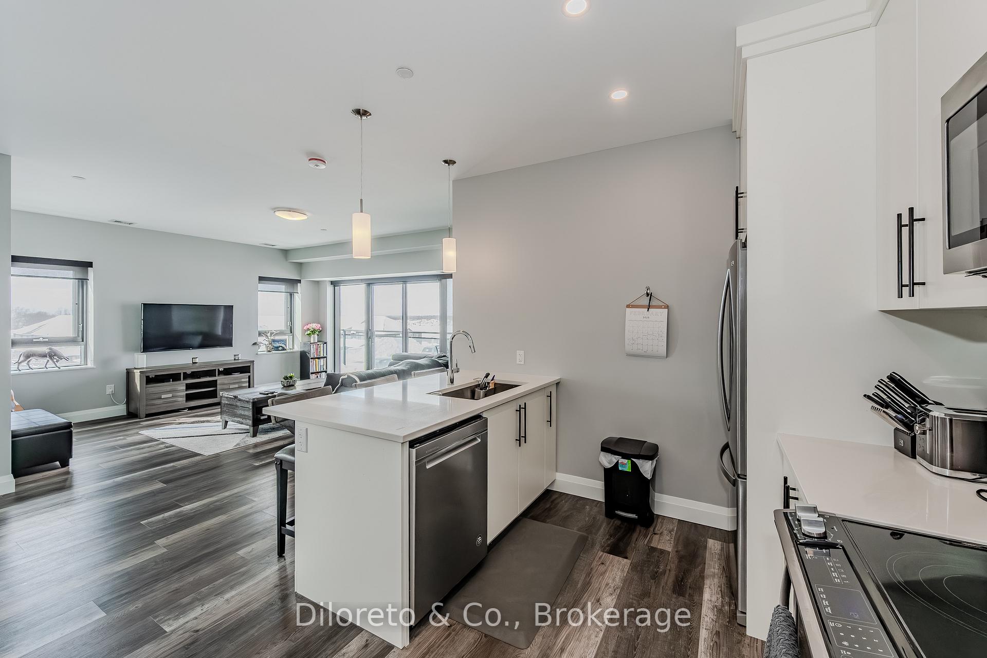 Photo 9 of Unit 215, 332 Gosling Gardens, Guelph, Clairfields/Hanlon Business Park — HOMEH