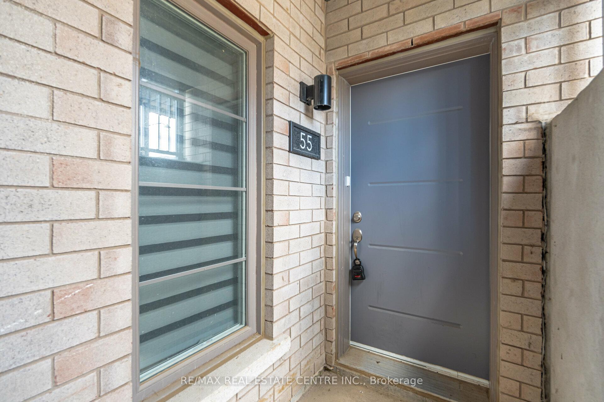 Photo 3 of Unit 55, 205 West Oak Trail, Kitchener, Rosenburg — HOMEH