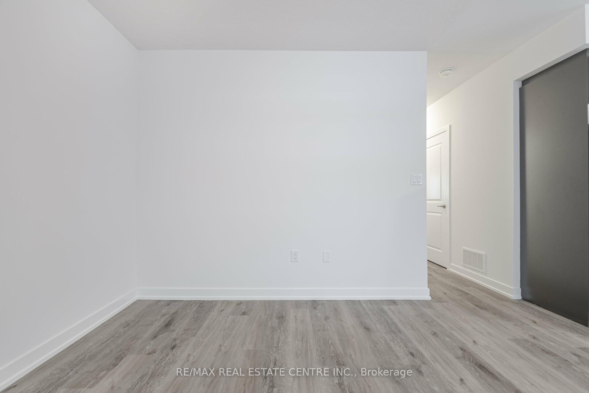 Photo 14 of Unit 55, 205 West Oak Trail, Kitchener, Rosenburg — HOMEH