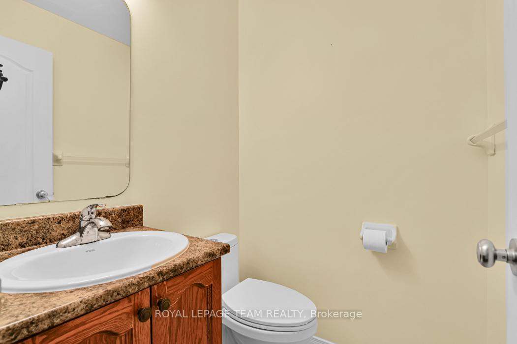 Photo 16 of 773 Nakina Way, Ottawa, Riverside South/Gloucester Glen — HOMEH