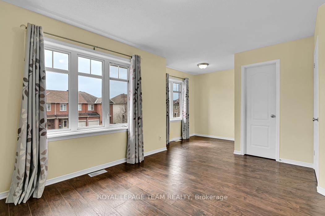 Photo 22 of 773 Nakina Way, Ottawa, Riverside South/Gloucester Glen — HOMEH