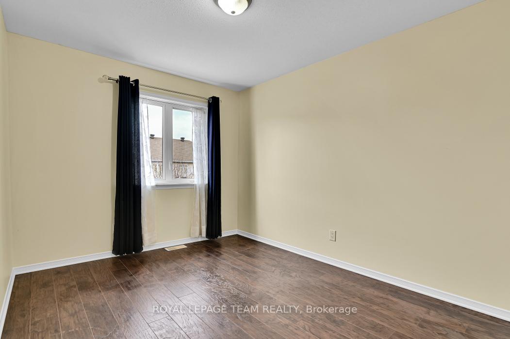 Photo 24 of 773 Nakina Way, Ottawa, Riverside South/Gloucester Glen — HOMEH