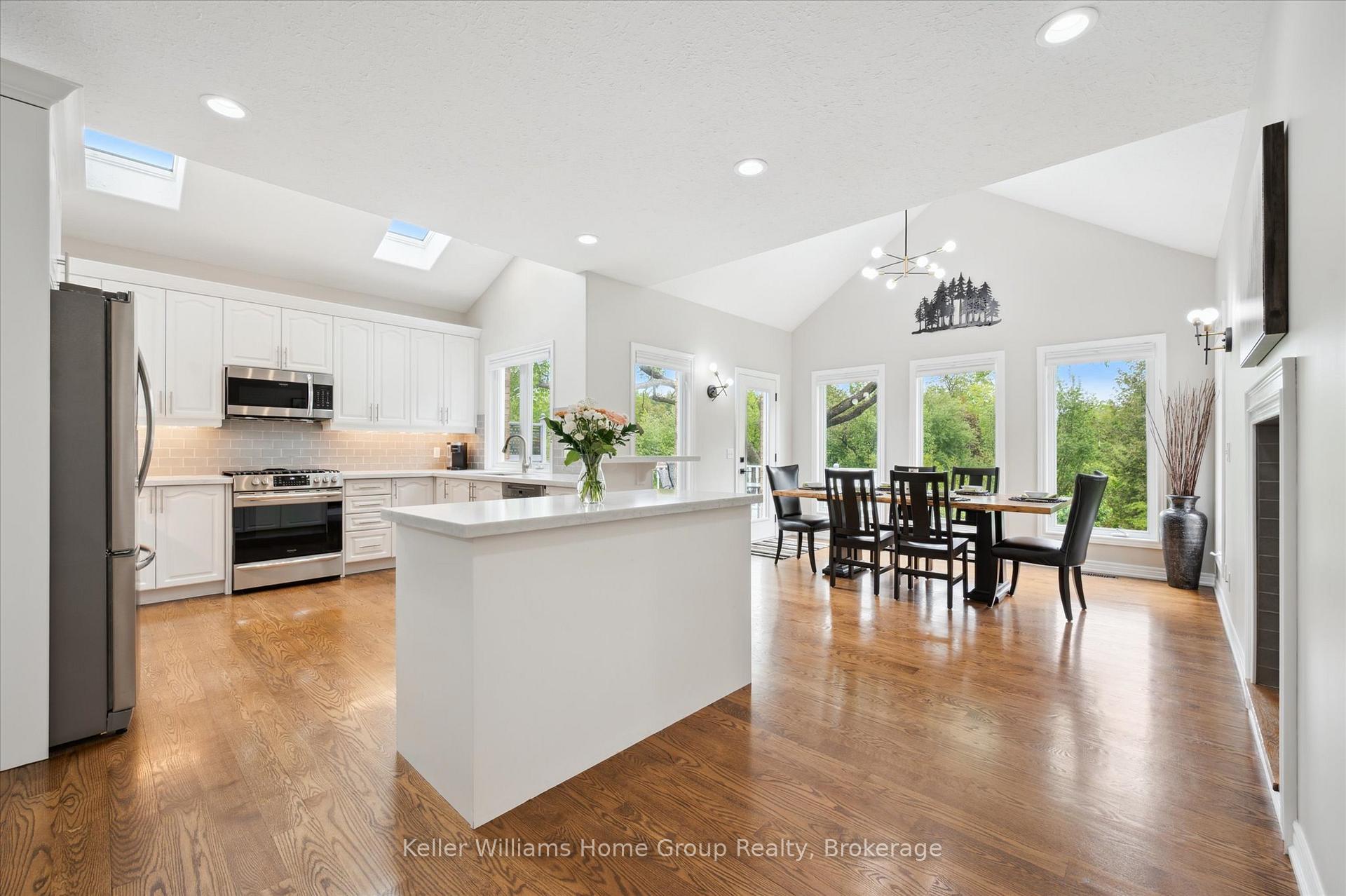 Photo 10 of 41 Waterford Drive, Erin, Hillsburgh — HOMEH