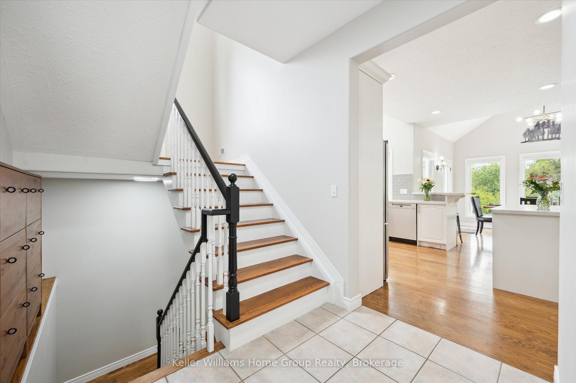 Photo 22 of 41 Waterford Drive, Erin, Hillsburgh — HOMEH