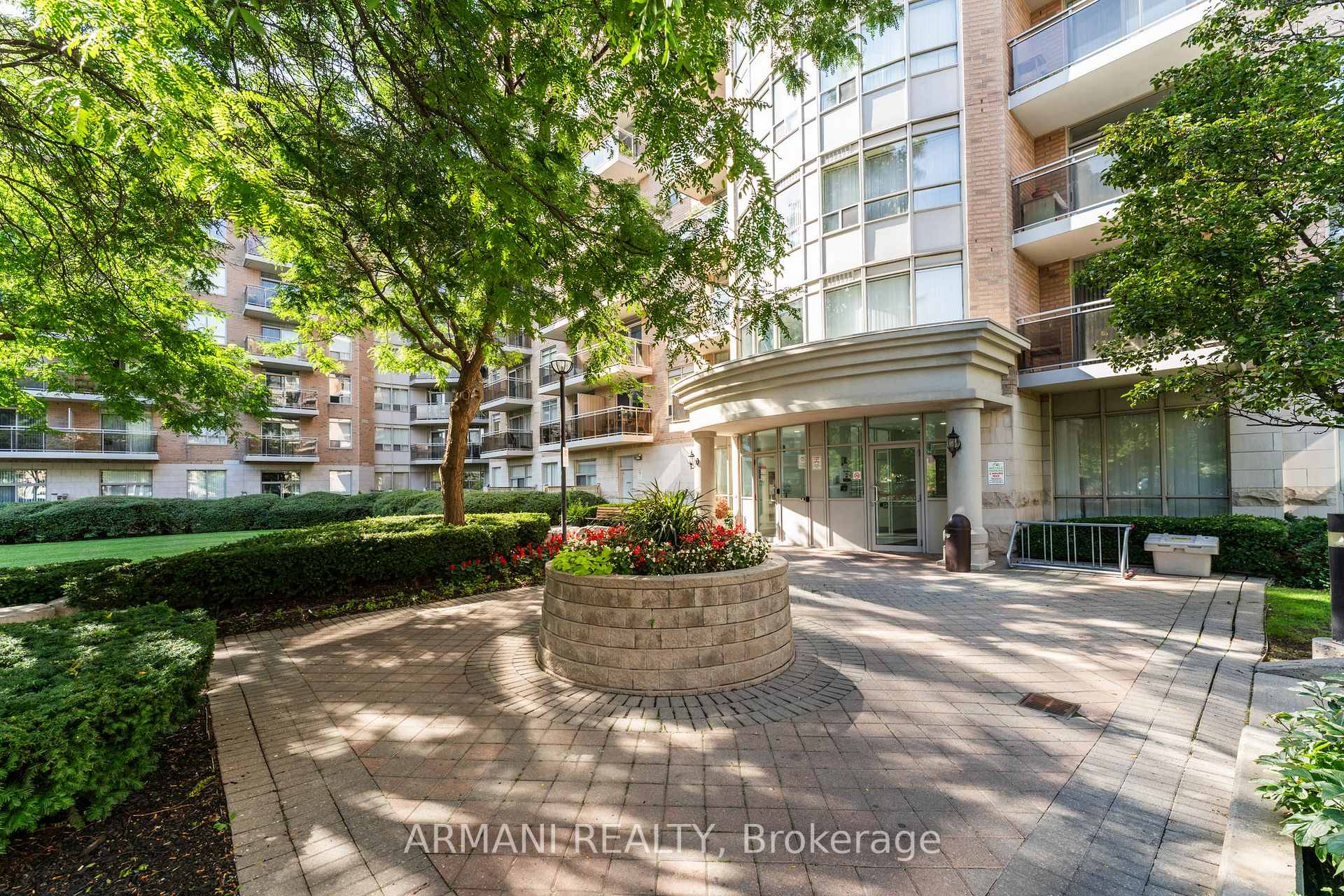 Photo 3 of Unit 608, 650 Lawrence Avenue W, Toronto, Englemount-Lawrence — HOMEH