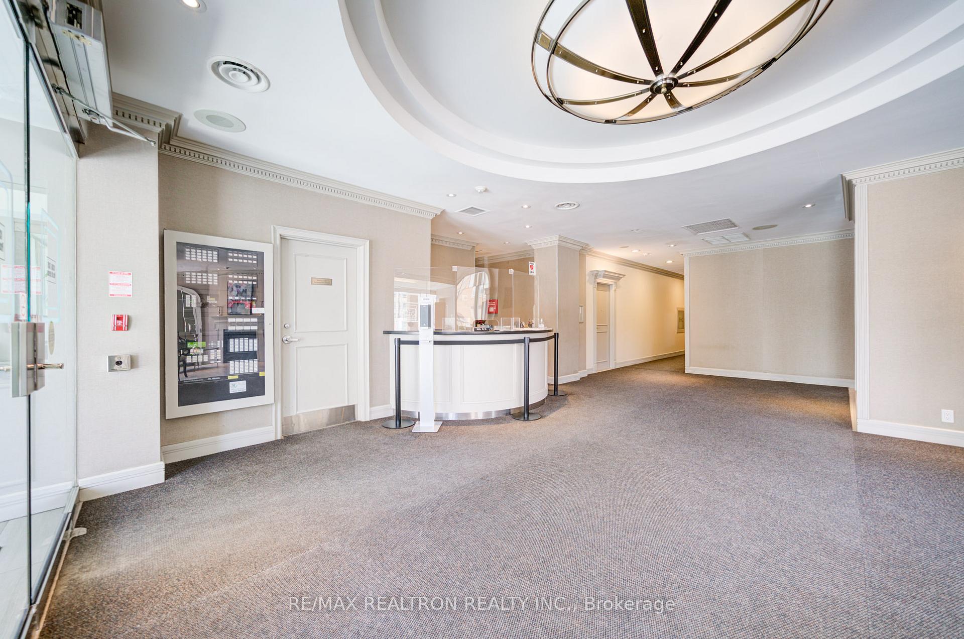 Photo 4 of Unit 509, 265 Ridley Boulevard, Toronto, Bedford Park-Nortown — HOMEH
