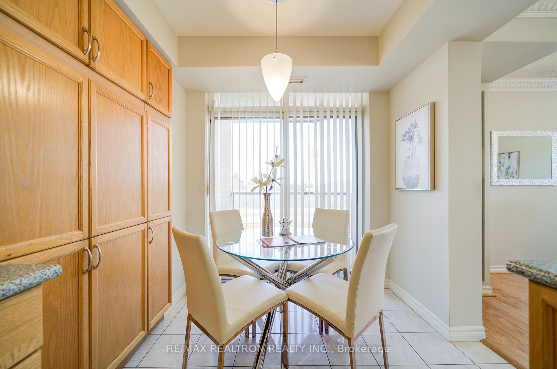 Photo 10 of Unit 509, 265 Ridley Boulevard, Toronto, Bedford Park-Nortown — HOMEH