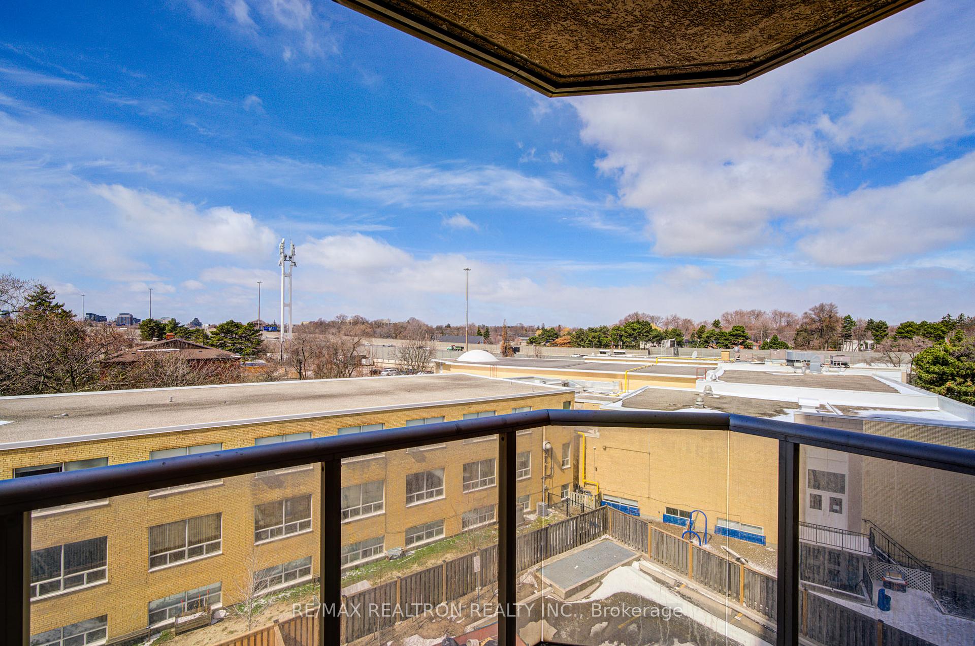 Photo 18 of Unit 509, 265 Ridley Boulevard, Toronto, Bedford Park-Nortown — HOMEH