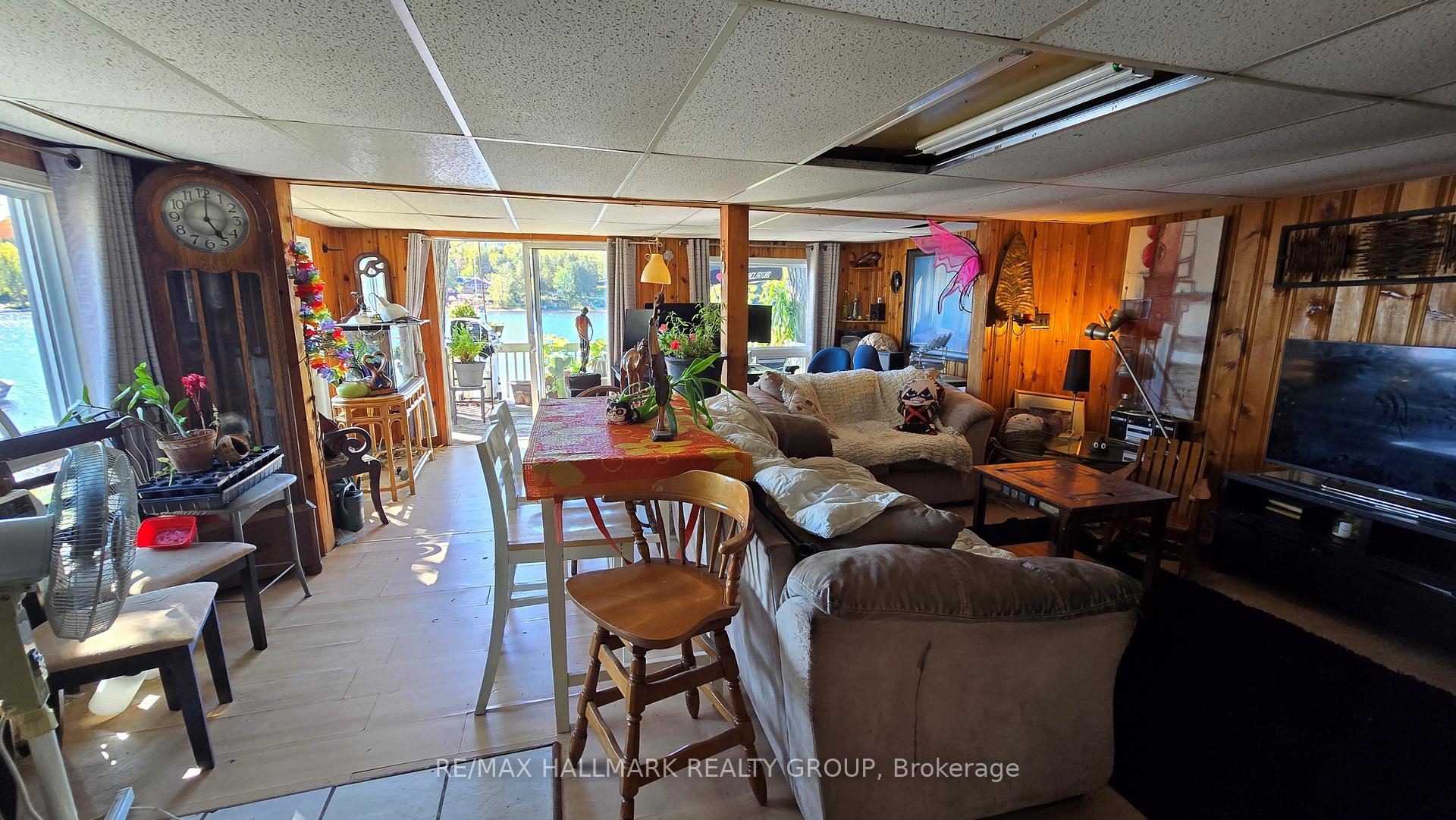 Photo 10 of 1048 Bayview Drive, Ottawa, Constance Bay — HOMEH