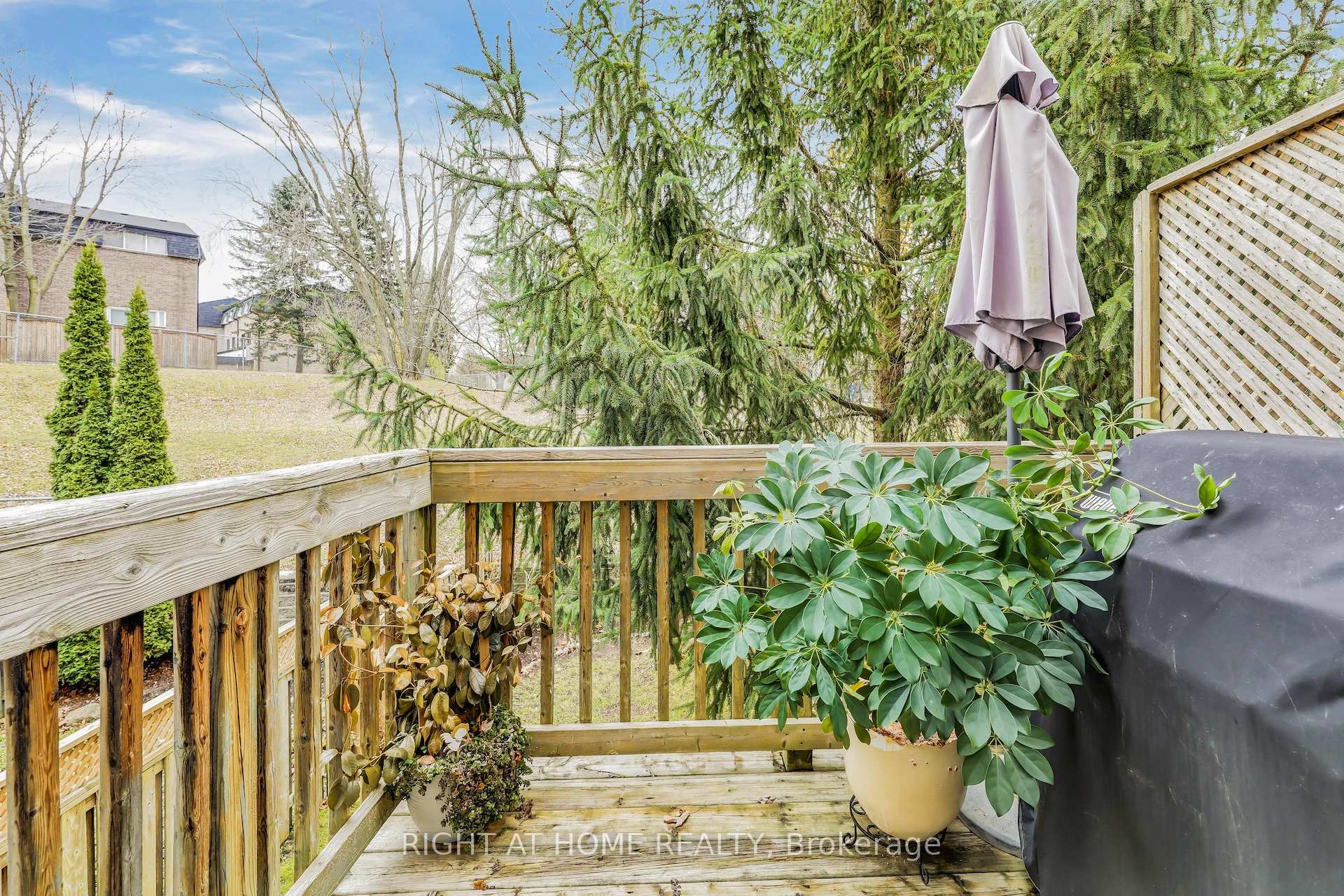Photo 8 of Unit 40, 130 Mosaics Avenue, Aurora, Aurora Highlands — HOMEH