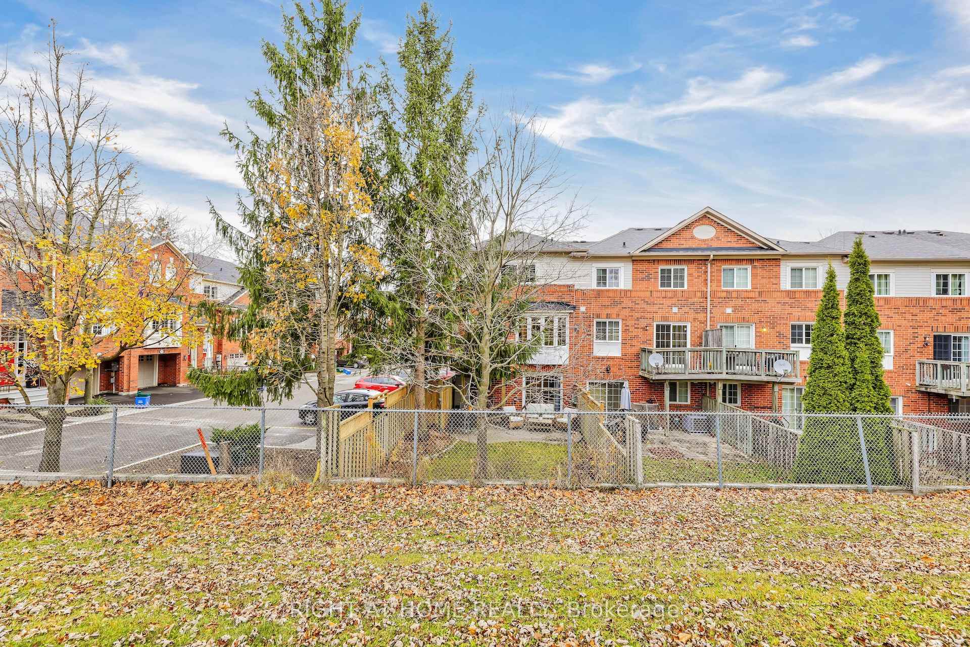 Photo 30 of Unit 40, 130 Mosaics Avenue, Aurora, Aurora Highlands — HOMEH