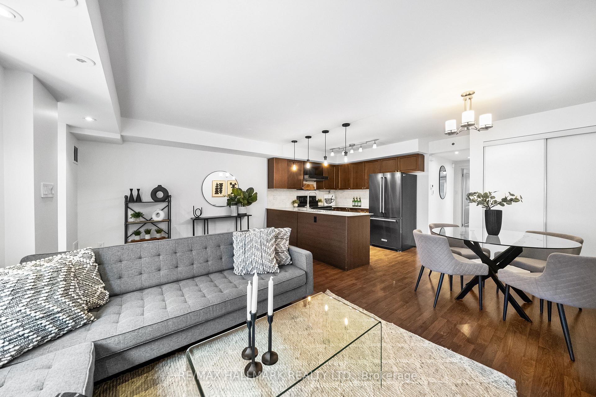 Photo 7 of 25 Florence Wyle Lane, Toronto, South Riverdale — HOMEH