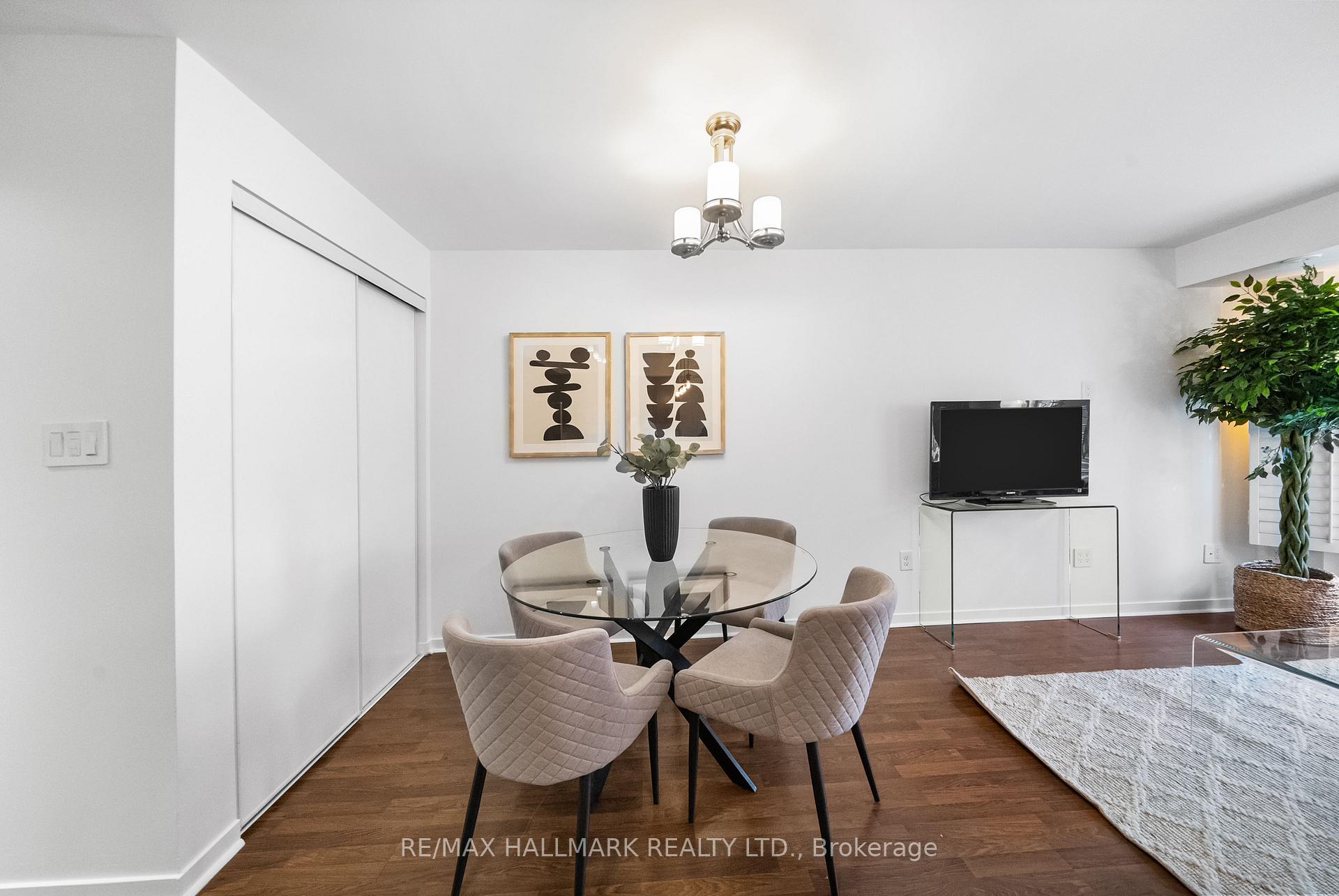 Photo 11 of 25 Florence Wyle Lane, Toronto, South Riverdale — HOMEH