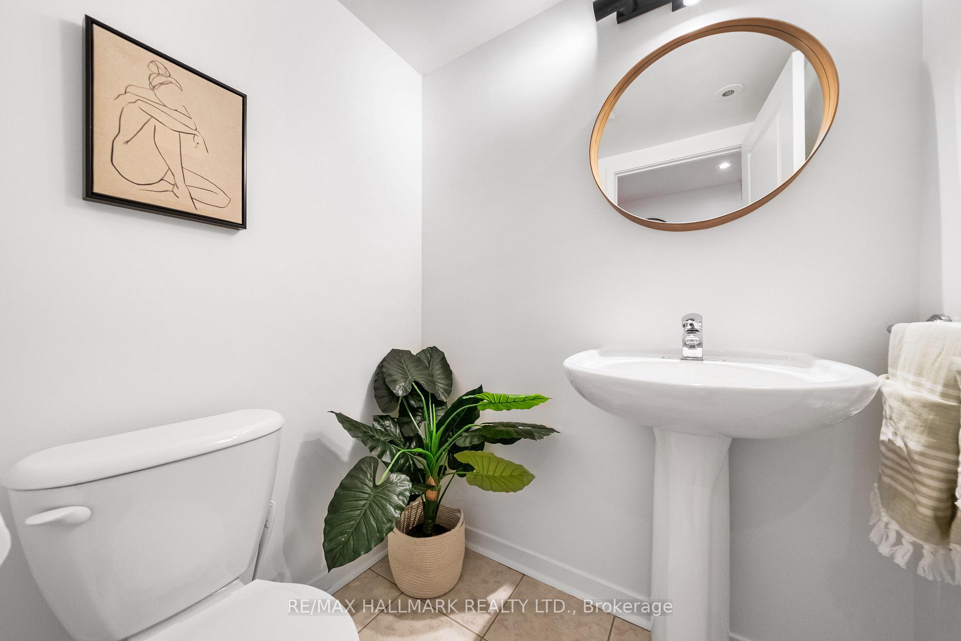 Photo 18 of 25 Florence Wyle Lane, Toronto, South Riverdale — HOMEH