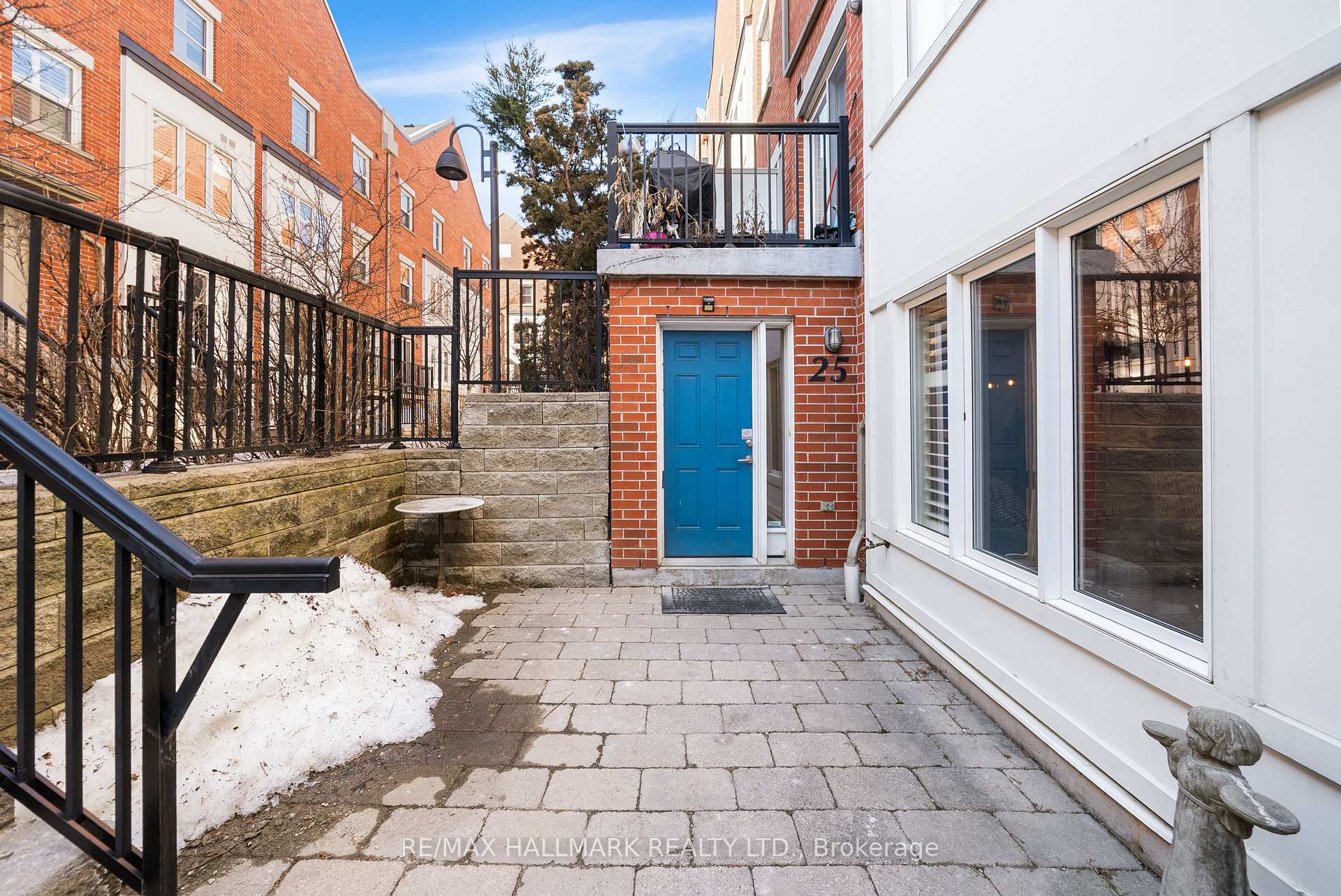 Photo 28 of 25 Florence Wyle Lane, Toronto, South Riverdale — HOMEH