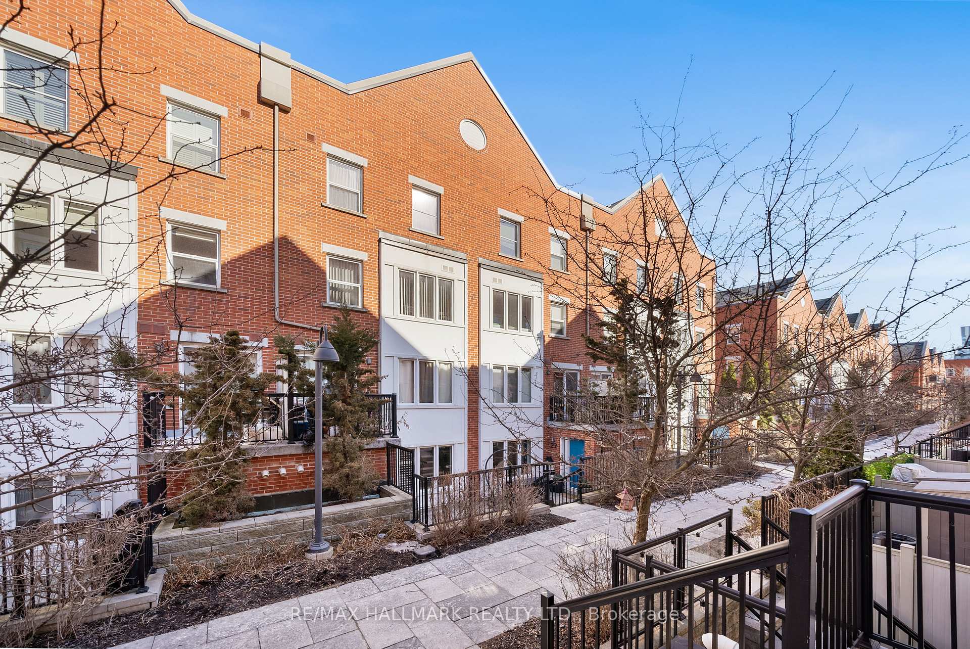 Photo 33 of 25 Florence Wyle Lane, Toronto, South Riverdale — HOMEH
