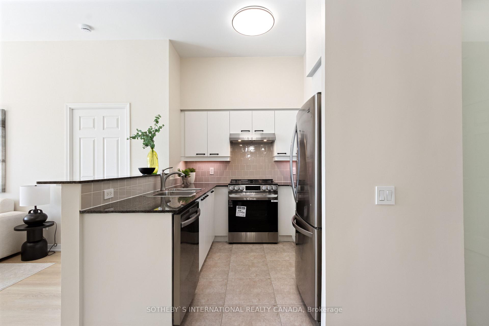 Photo 8 of Unit 504, 481 Rosewell Avenue, Toronto, Lawrence Park South — HOMEH
