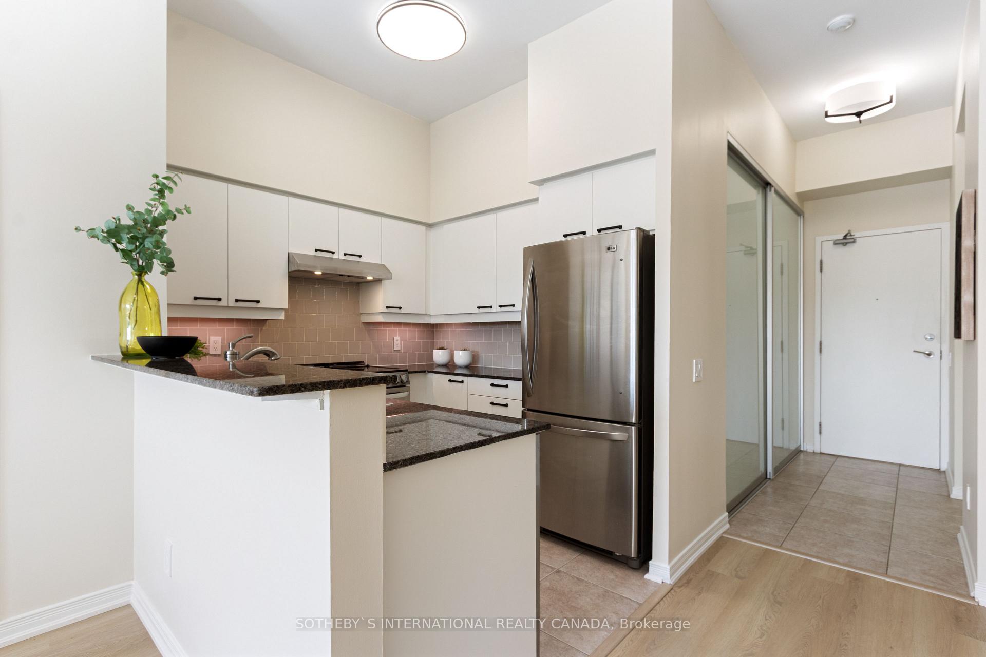 Photo 9 of Unit 504, 481 Rosewell Avenue, Toronto, Lawrence Park South — HOMEH