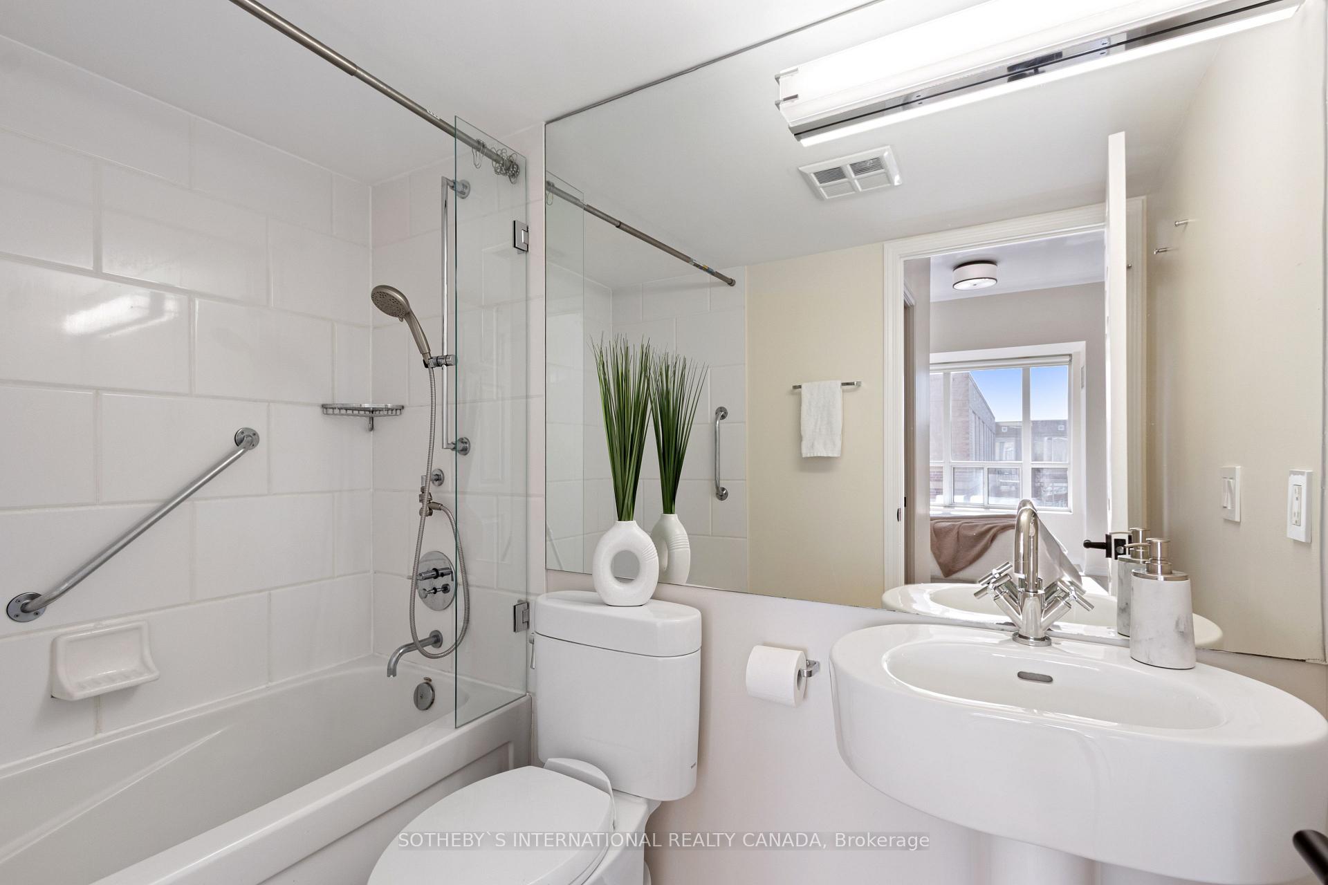 Photo 12 of Unit 504, 481 Rosewell Avenue, Toronto, Lawrence Park South — HOMEH