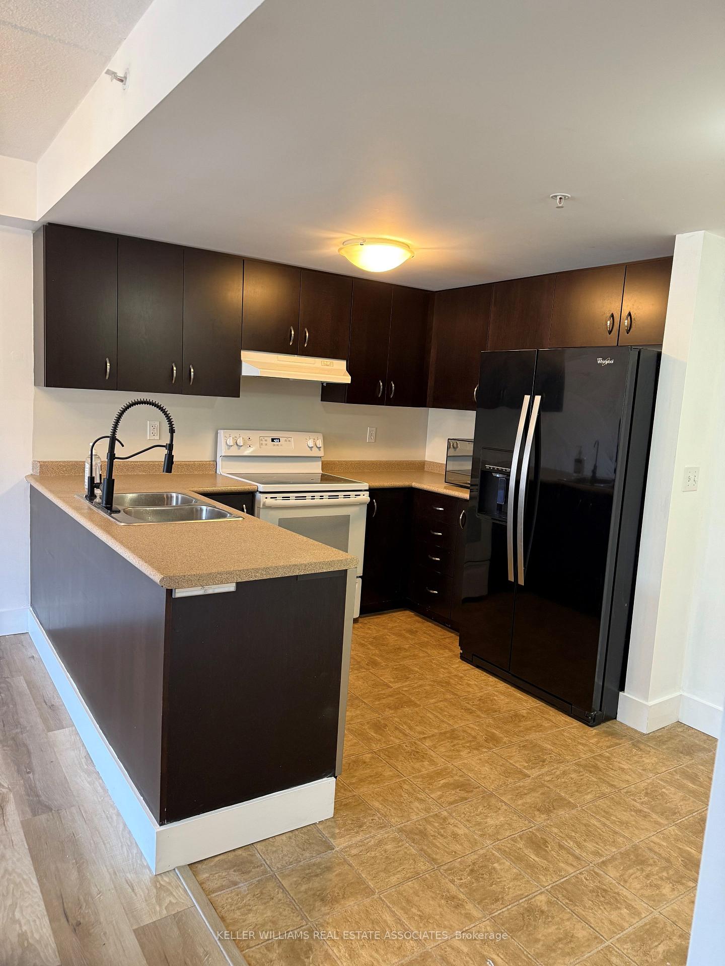 Photo 3 of Unit 107, 37 Goodwin Drive, Guelph, Pineridge/Westminster Woods — HOMEH
