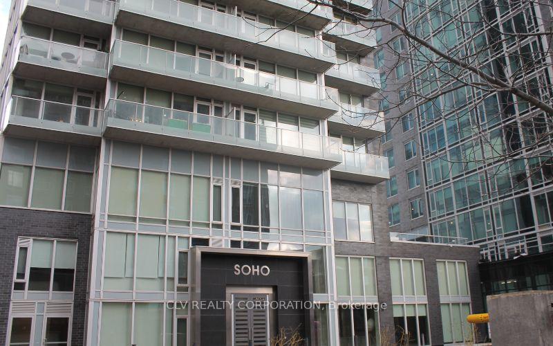 Front of Unit 1210, 111 Champagne Avenue S