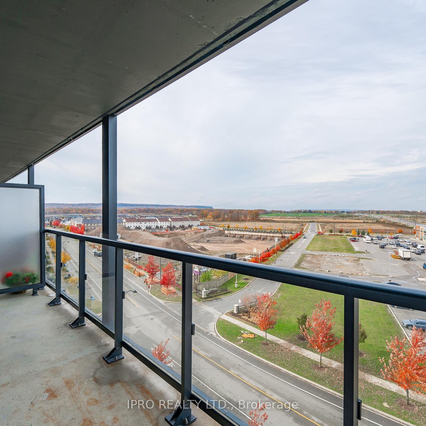 Photo 8 of Unit 709, 3210 Dakota Common Circle, Burlington, Alton — HOMEH