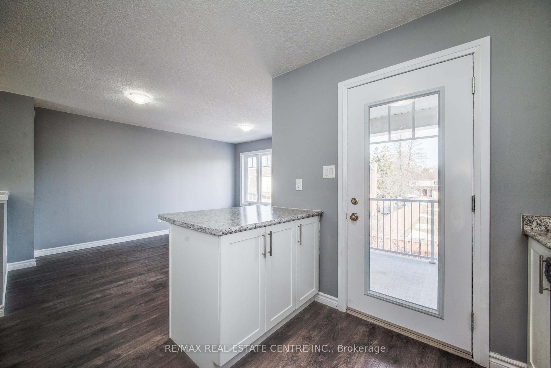 Photo 17 of Unit C8, 24 Morrison Road, Kitchener — HOMEH