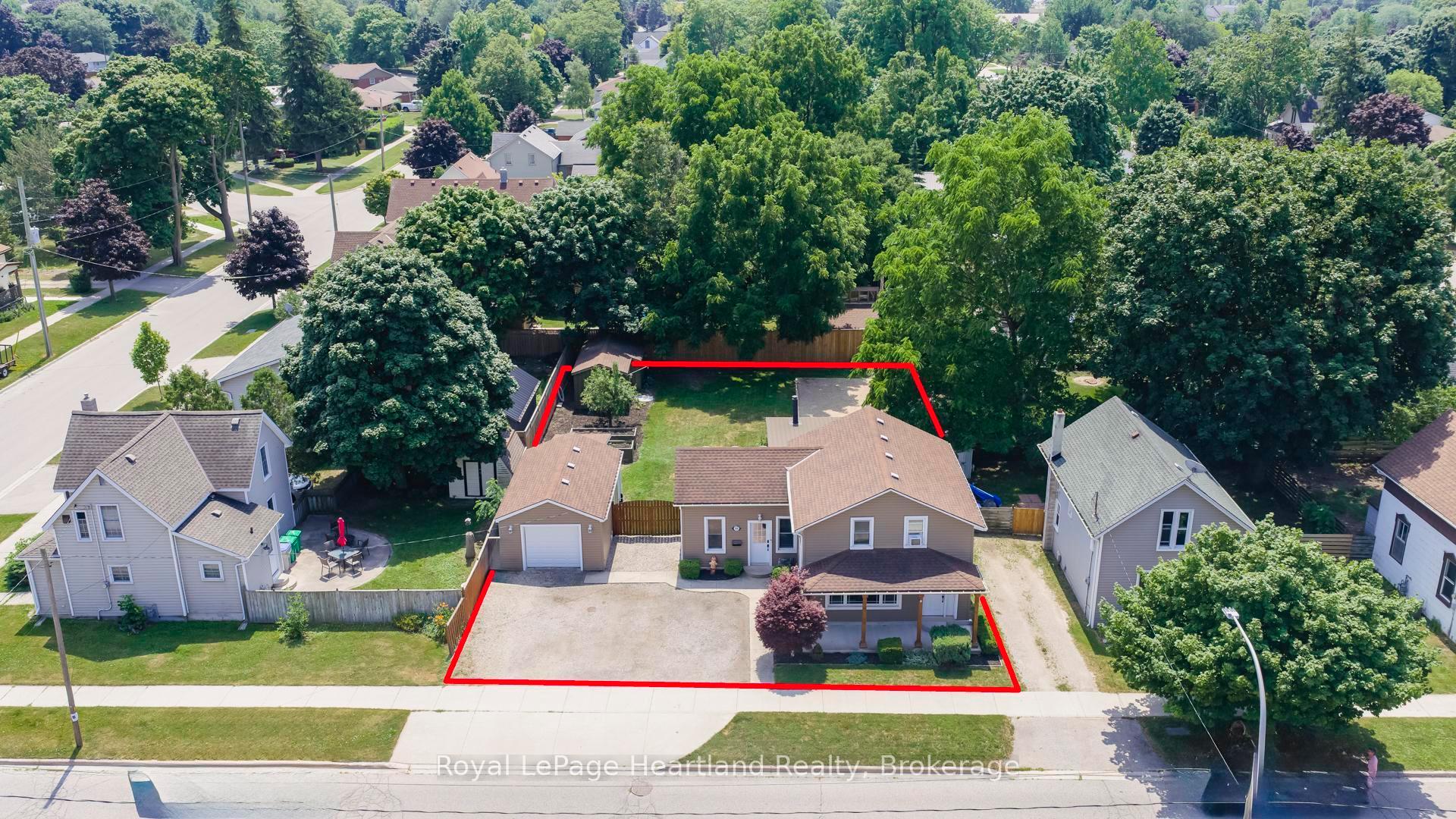 Photo 2 of 148 Britannia Road E, Goderich, Goderich (Town) — HOMEH