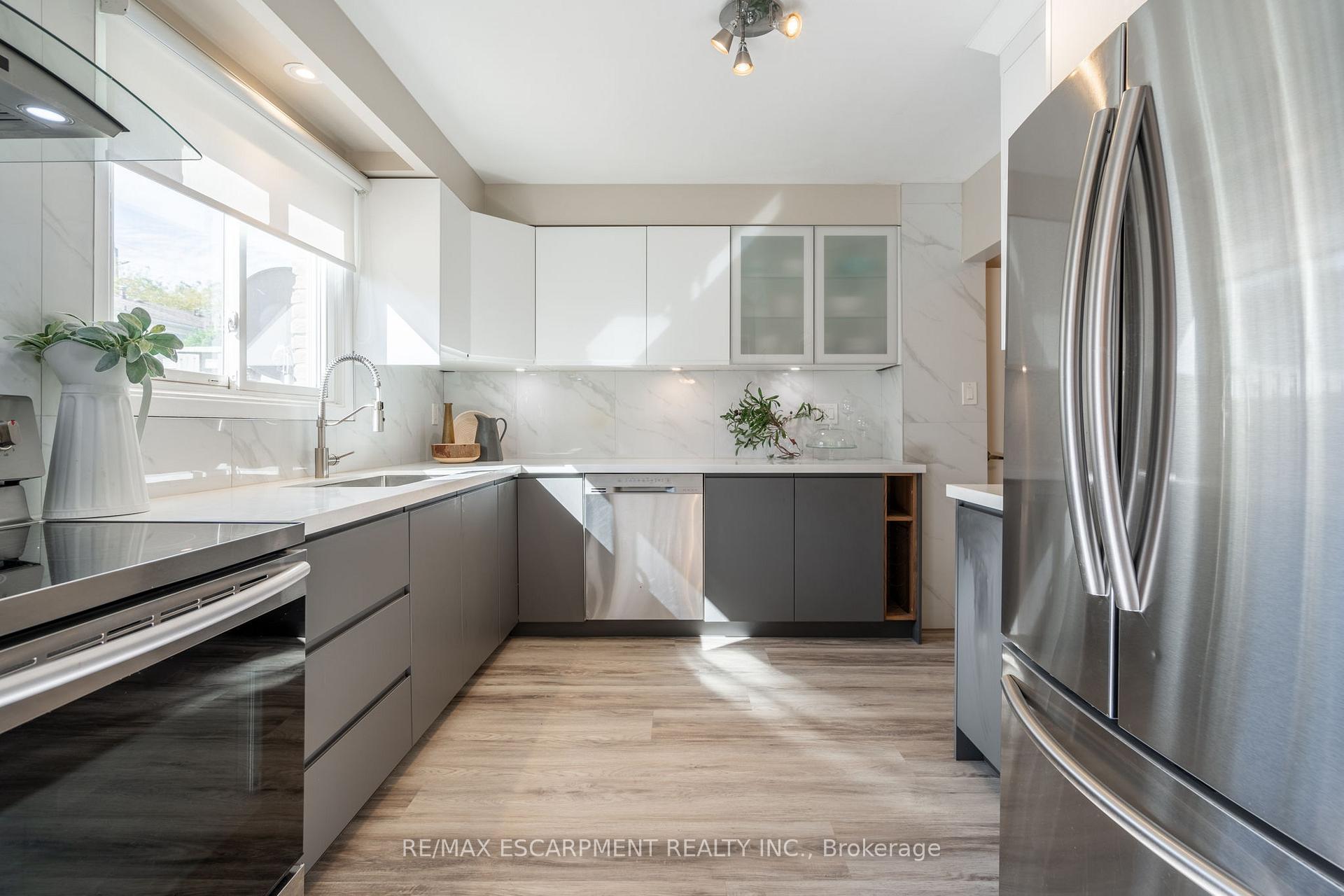 Photo 6 of Unit 89, 5475 Lakeshore Road, Burlington, Appleby — HOMEH