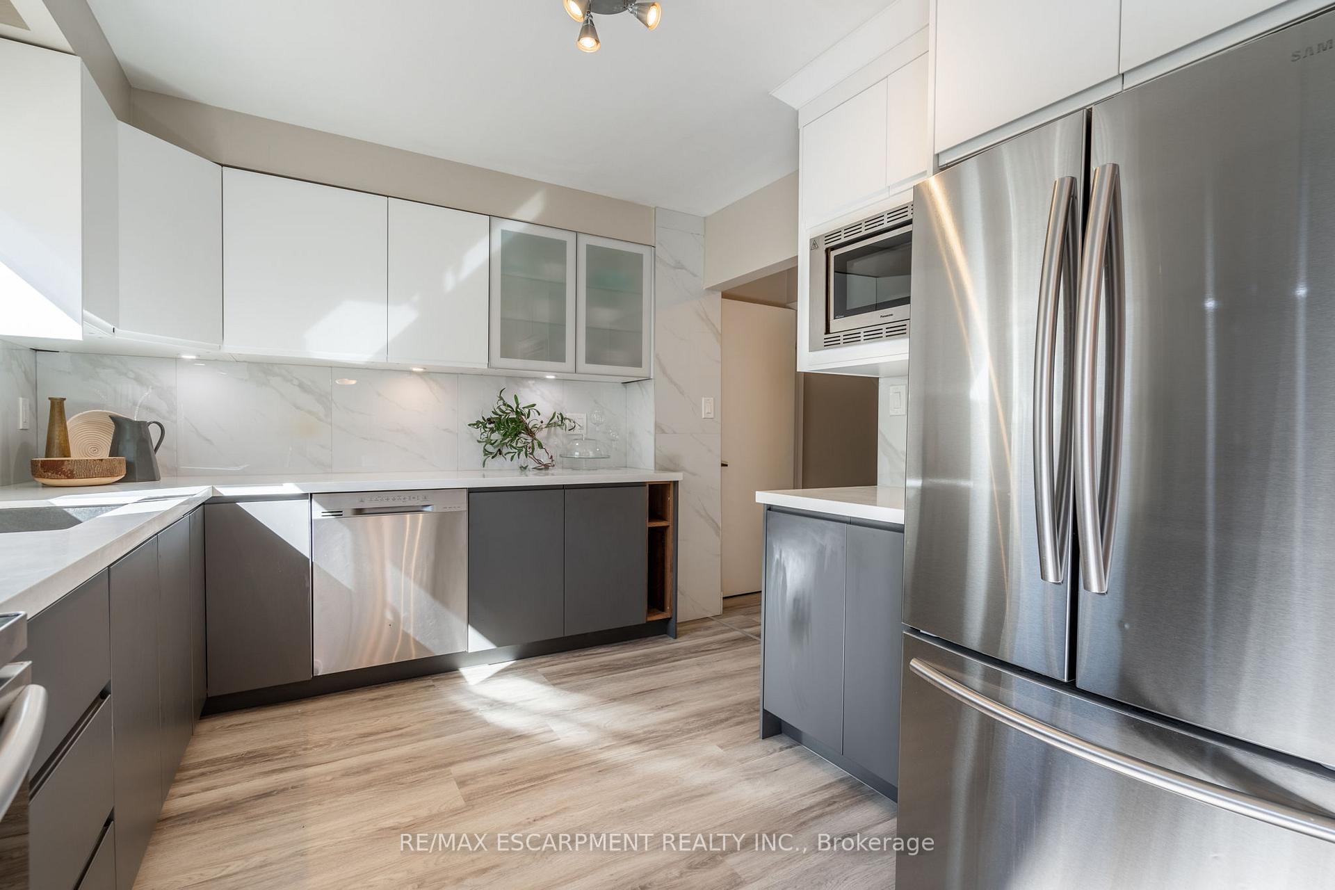 Photo 16 of Unit 89, 5475 Lakeshore Road, Burlington, Appleby — HOMEH